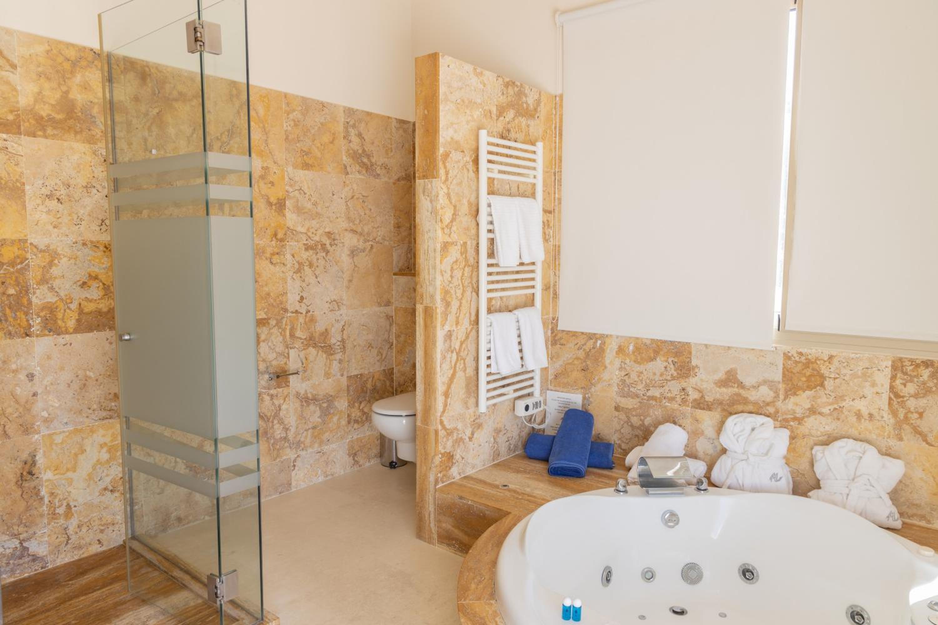 Villa with Sea View photo 3