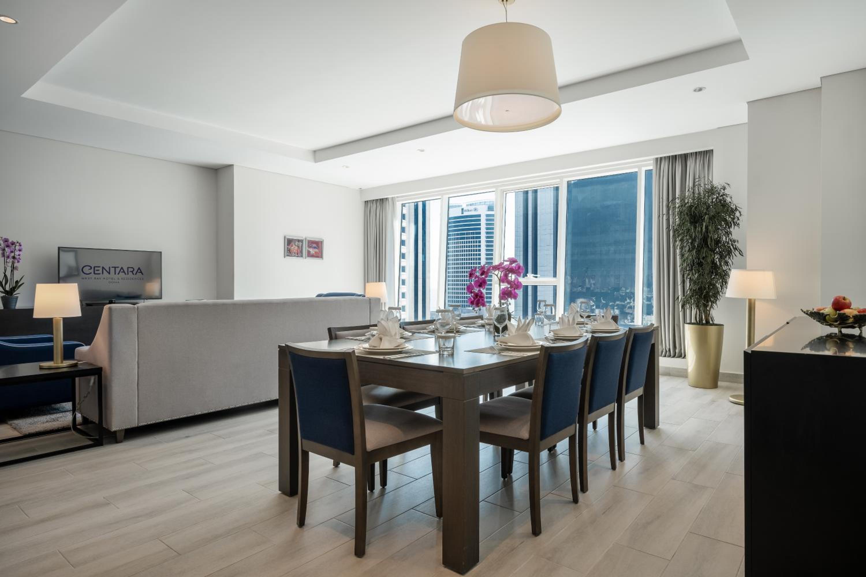 Deluxe Three Bedroom City View Residence - Photo 7