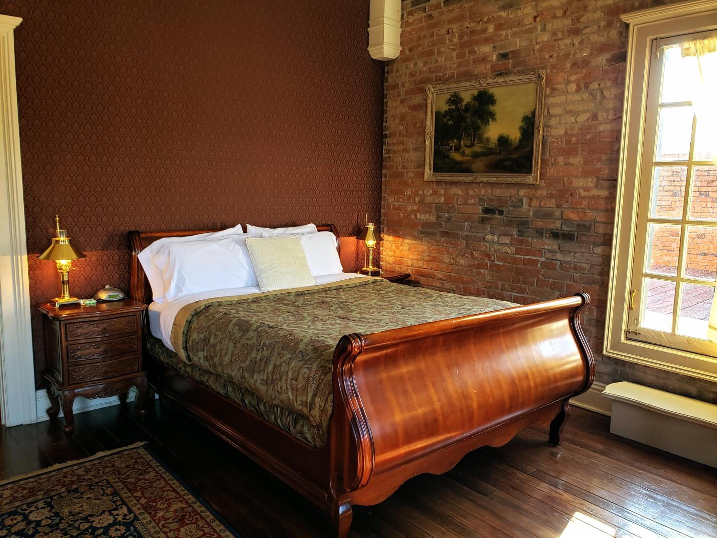 Standard Queen Room photo 3
