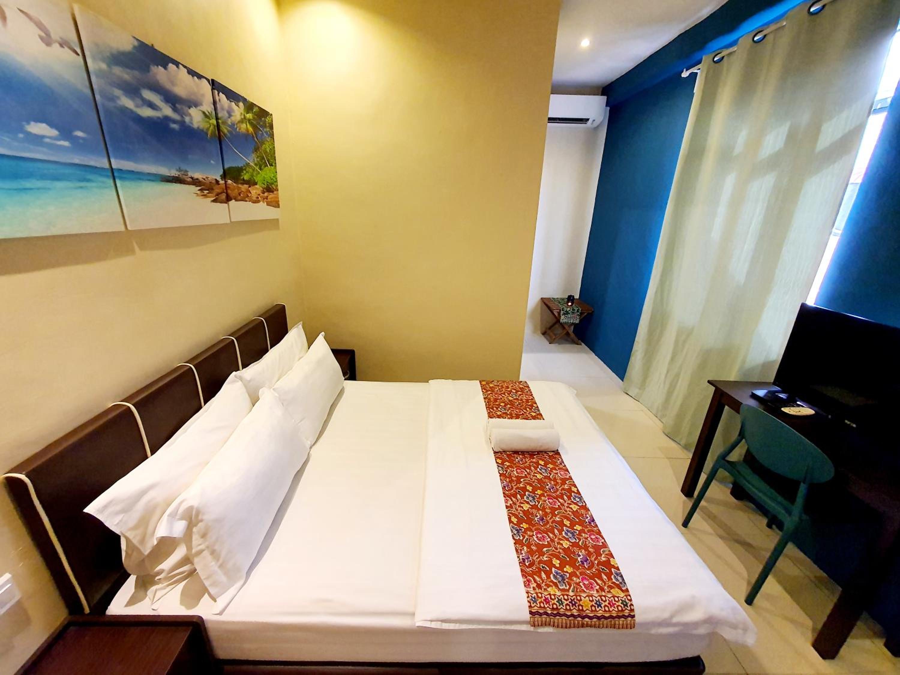 Queen Room