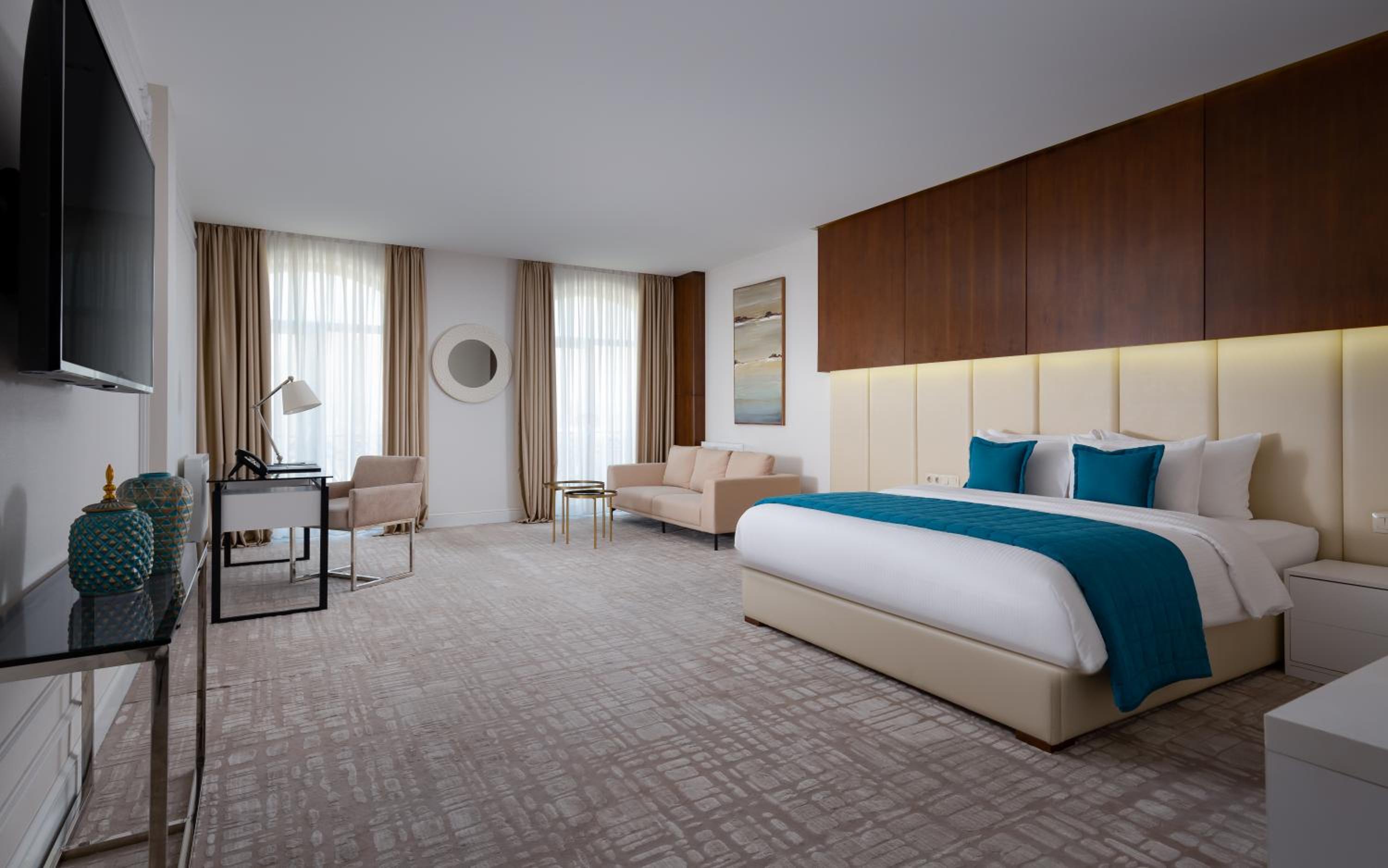 Prestige Room - Photo 1