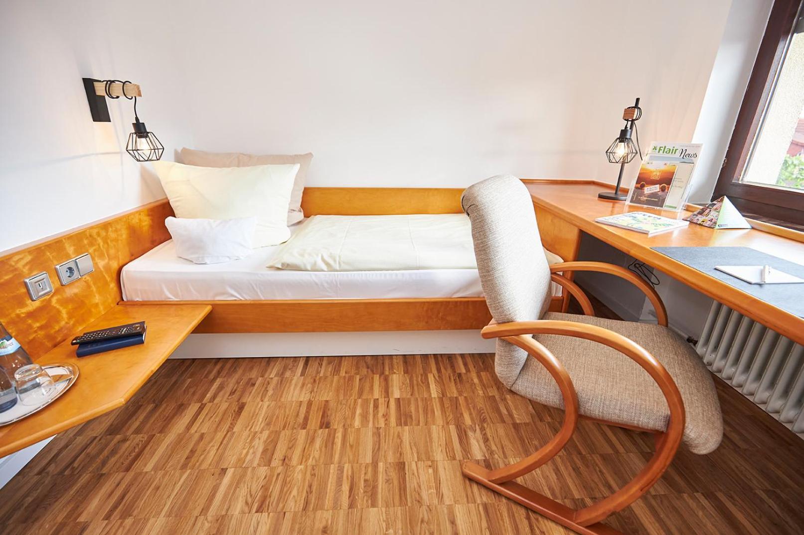 Single Room - Photo 4