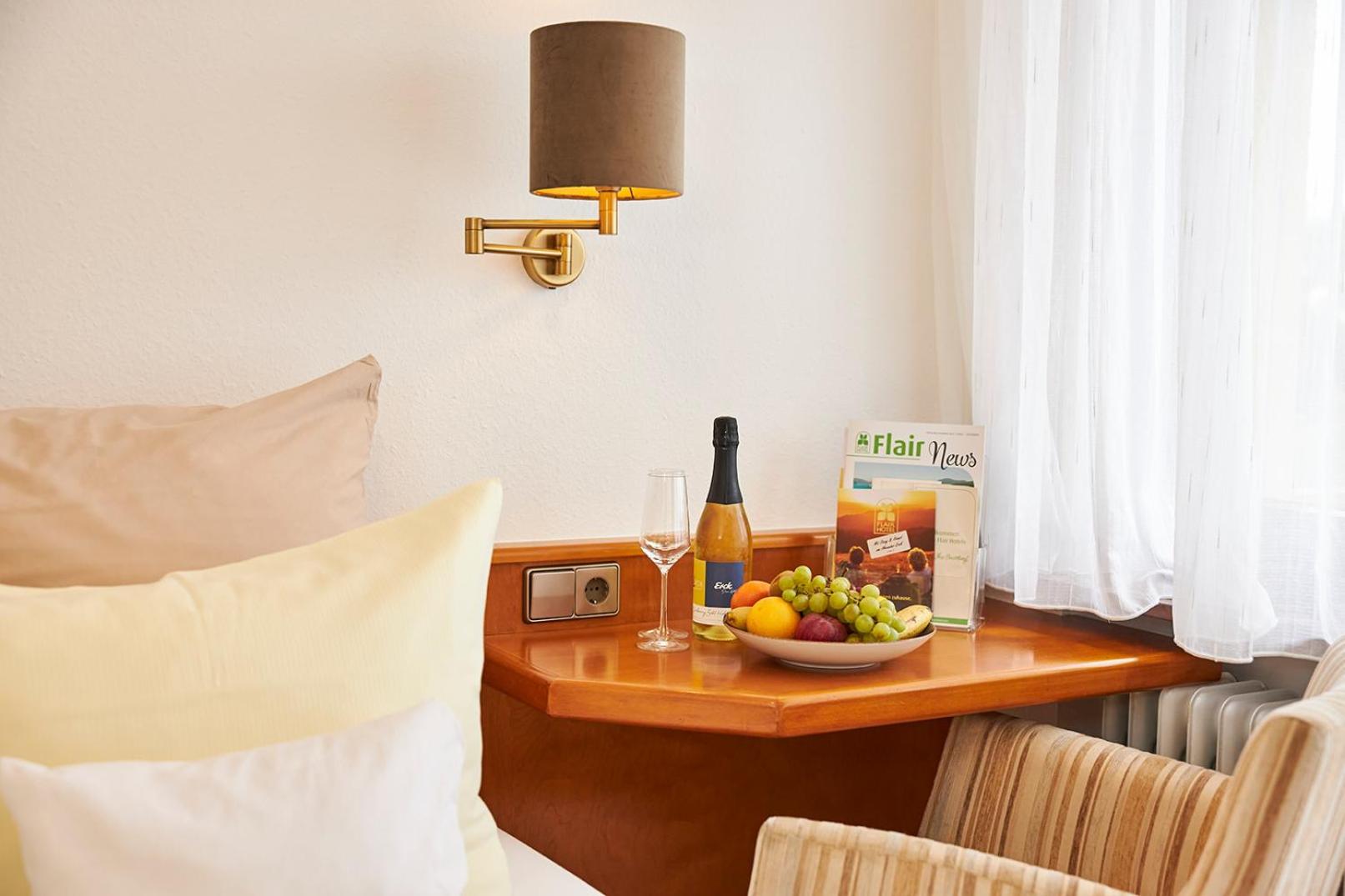 Standard Double Room - Photo 4