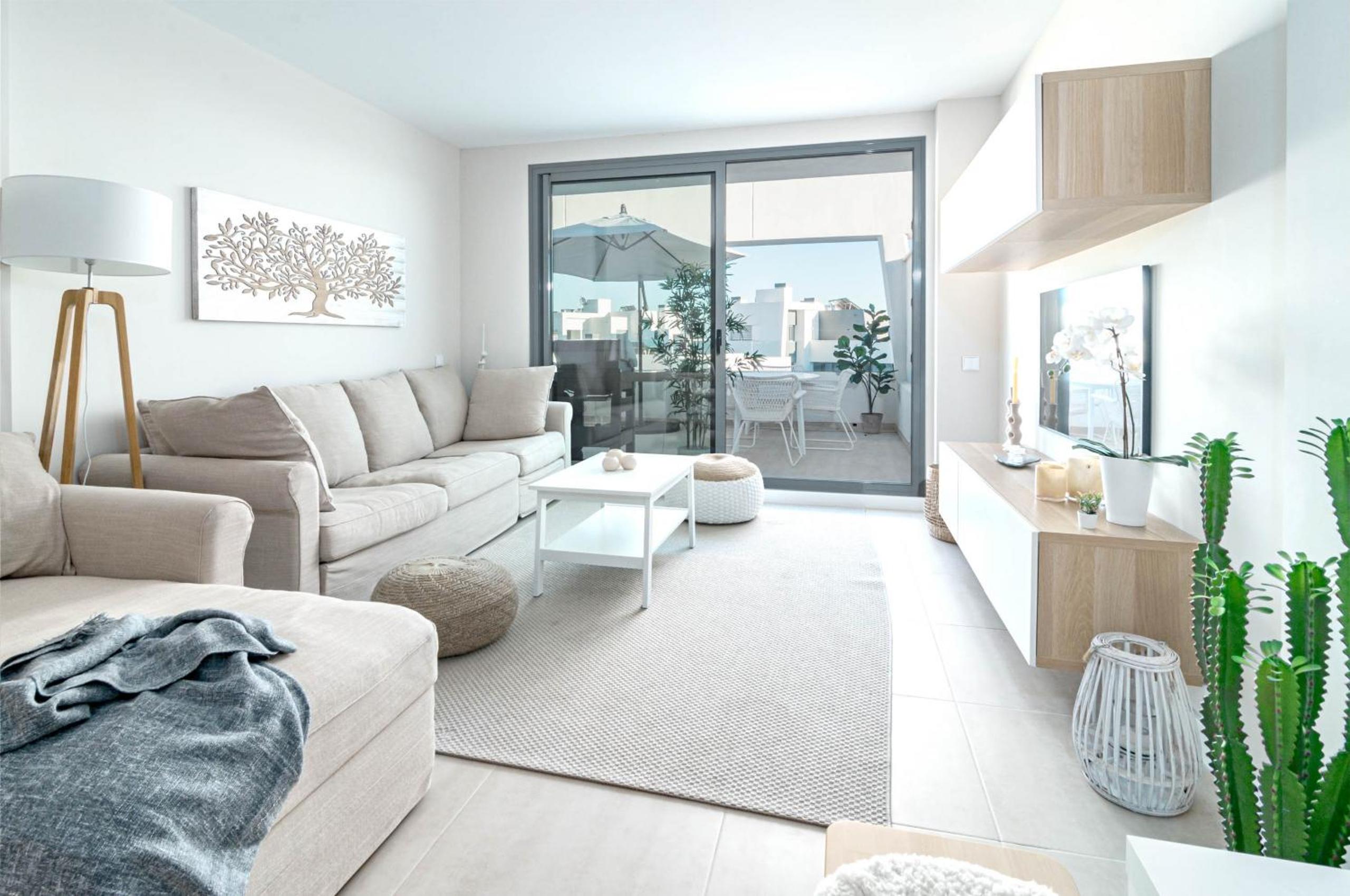 Apartamento con vista a la piscina