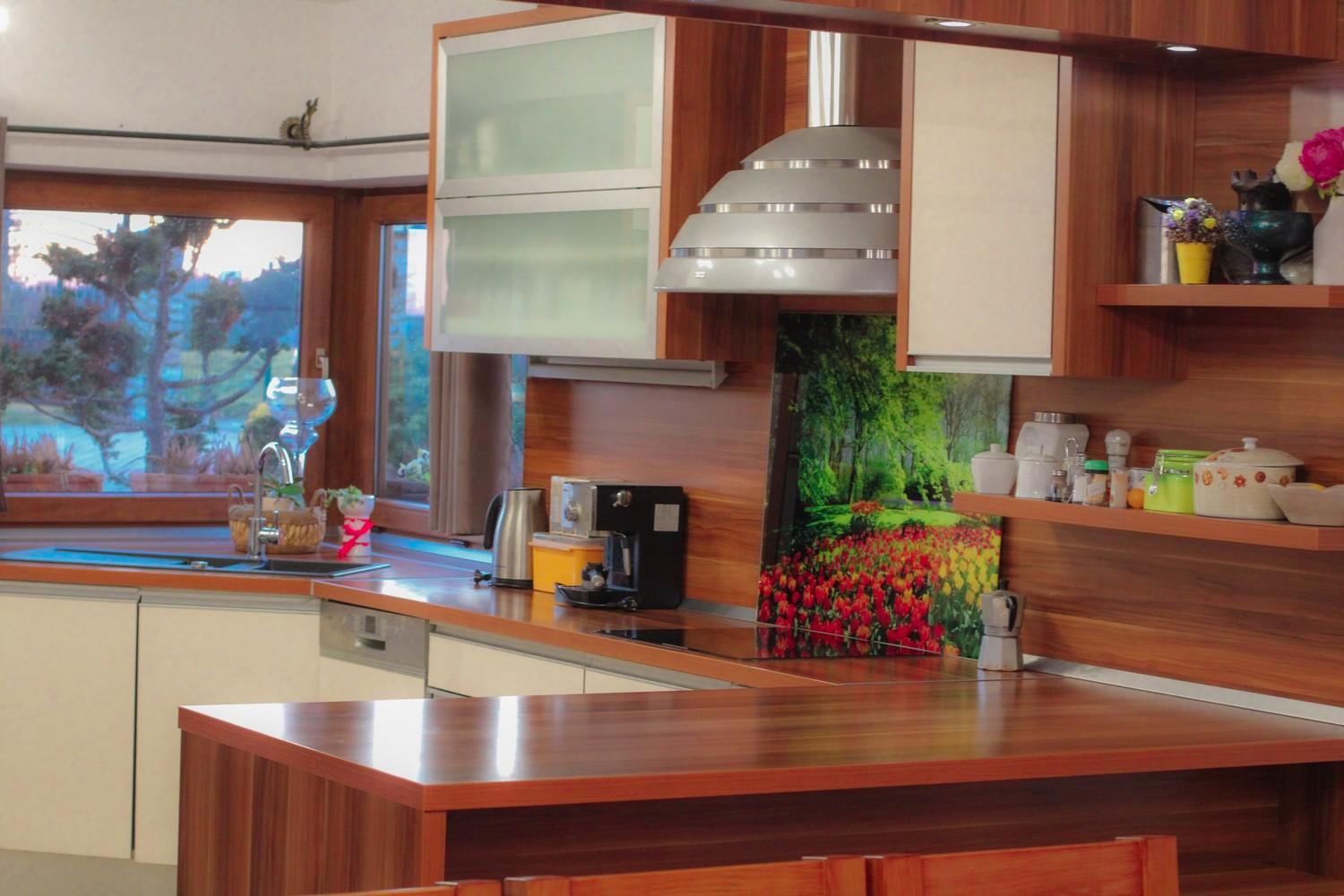 Three-Bedroom House - Photo 45