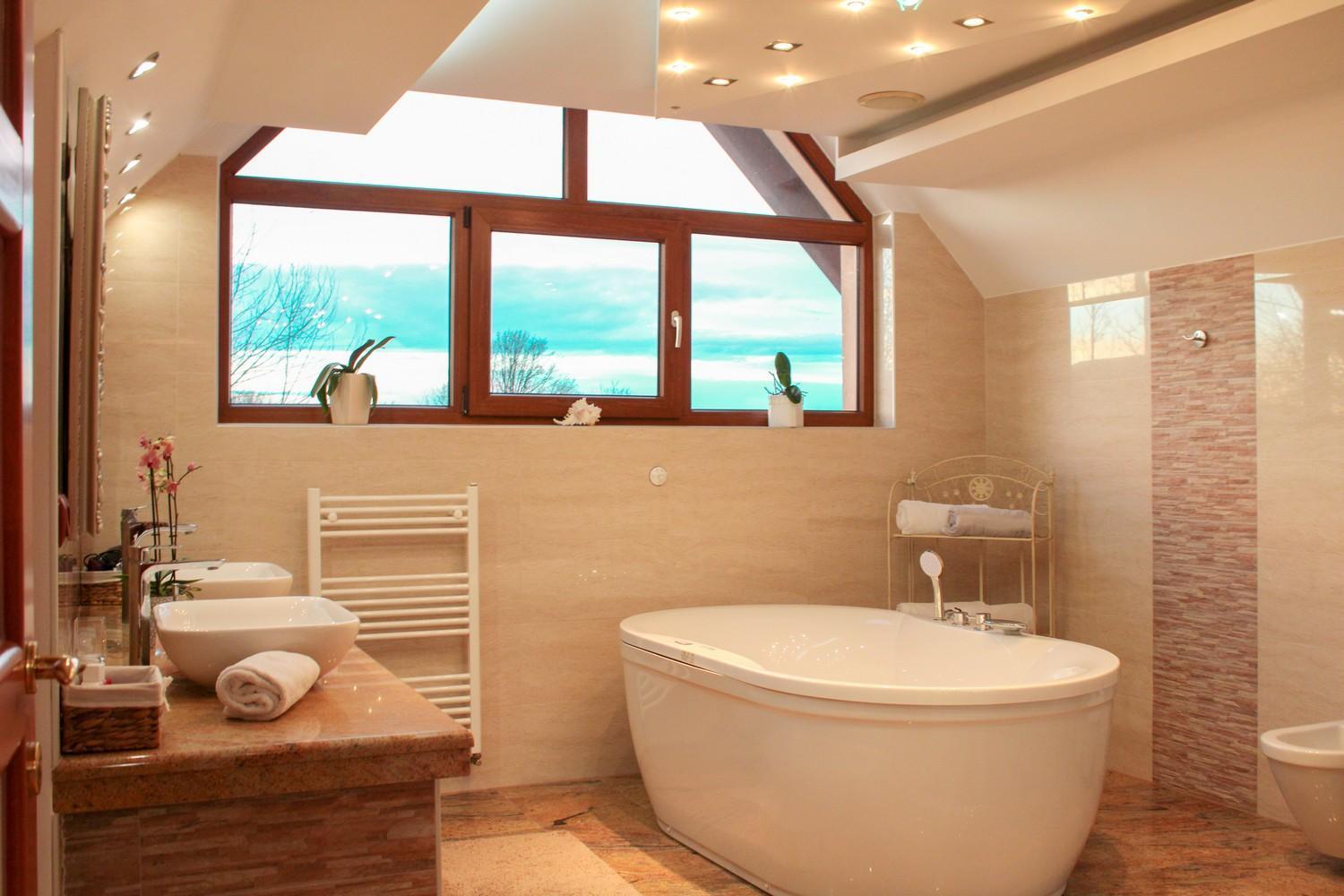 Three-Bedroom House - Photo 13
