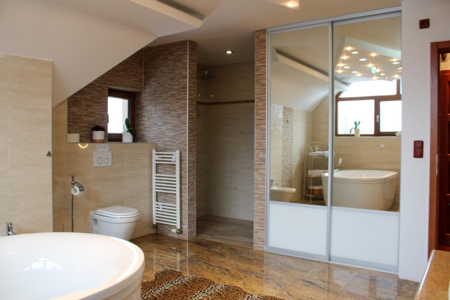 Three-Bedroom House - Photo 30