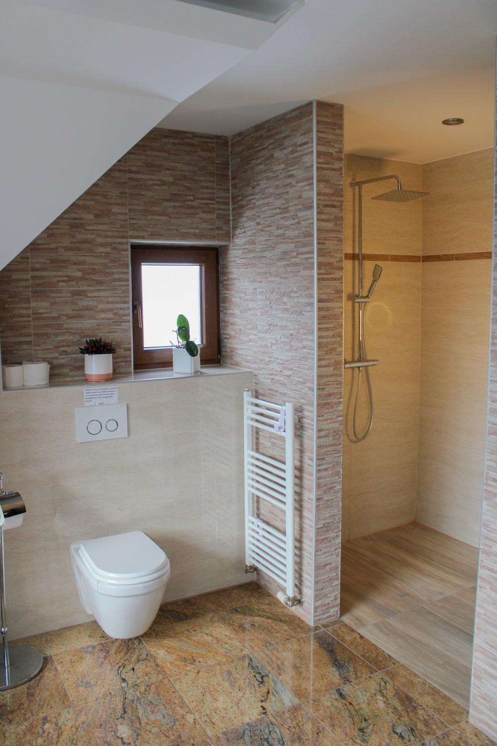 Three-Bedroom House - Photo 37