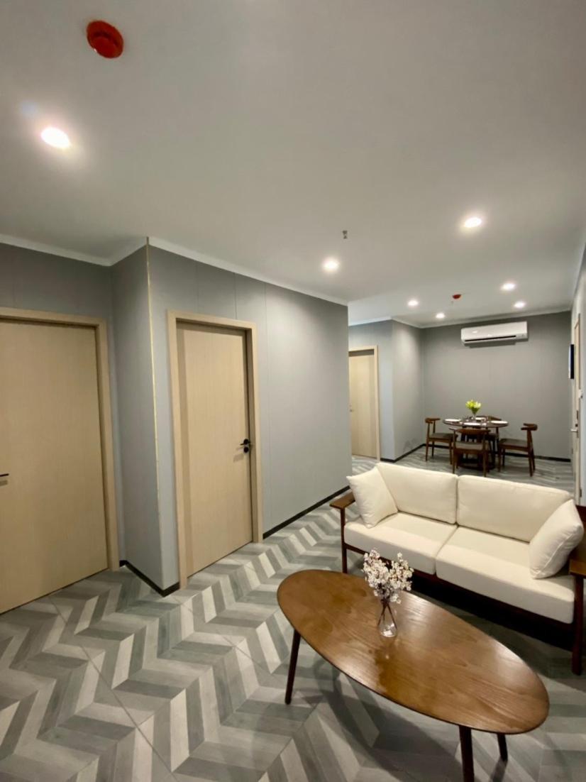 Family Room - Photo 11