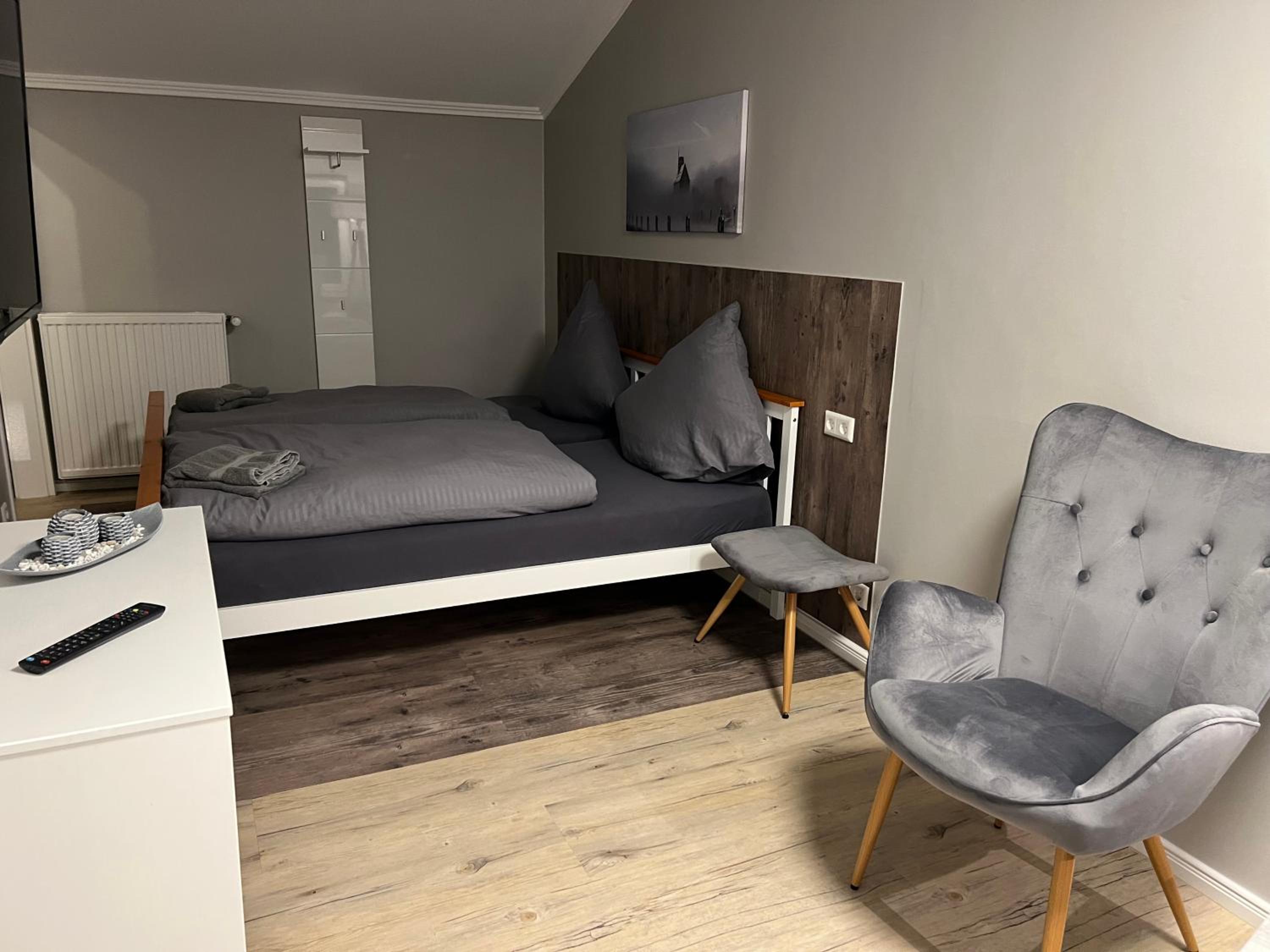 Double Room with Private Bathroom photo 2