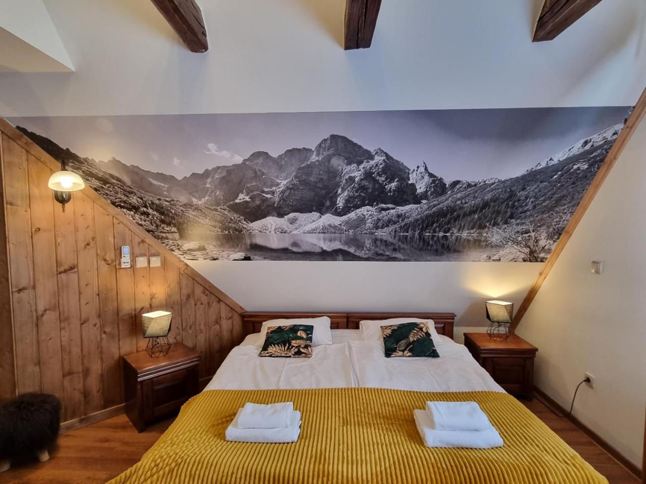 Double or Twin Room - Photo 7