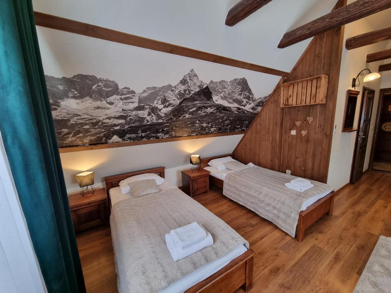Classic Triple Room - Photo 13