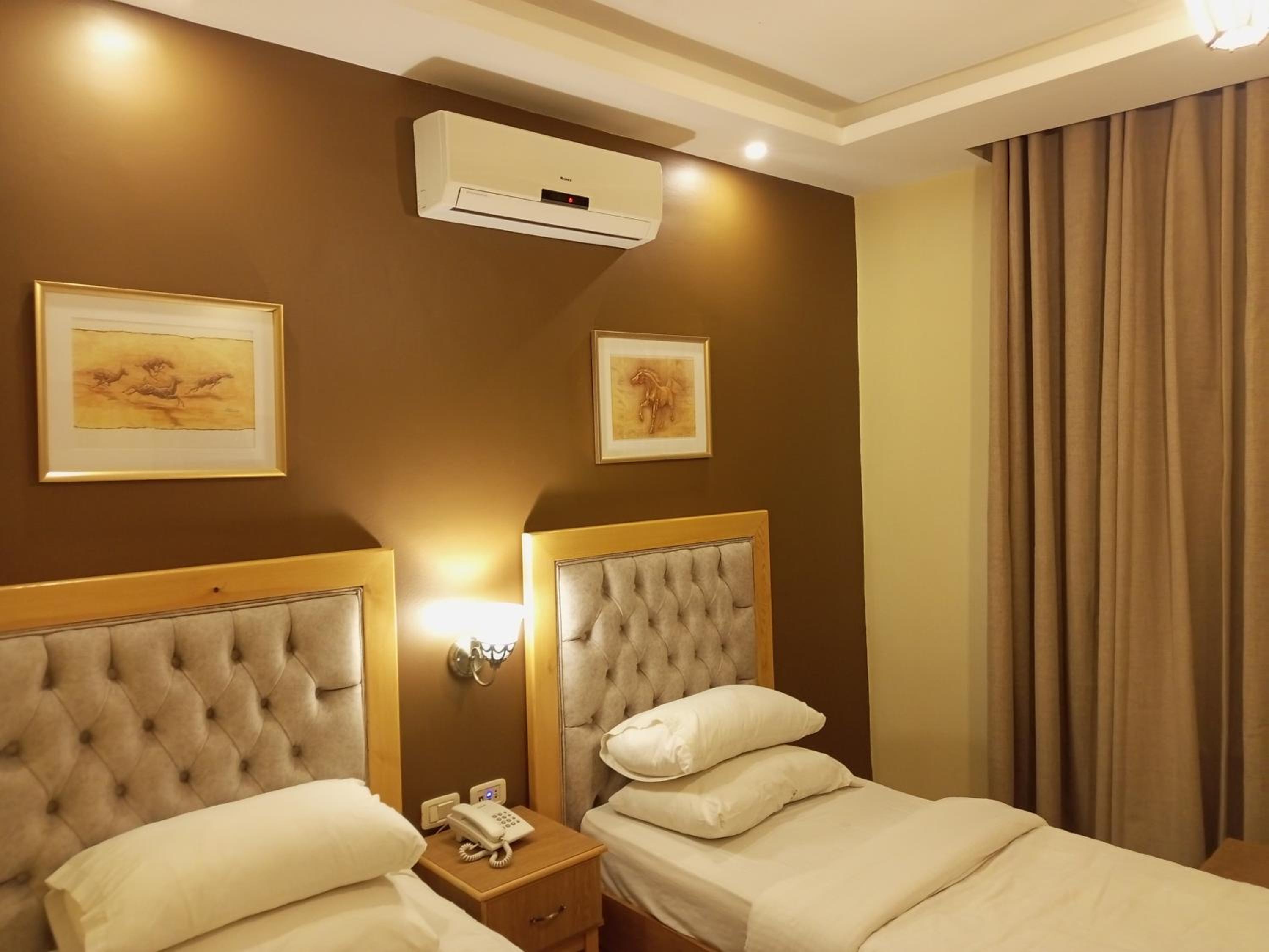 Twin Room photo 1