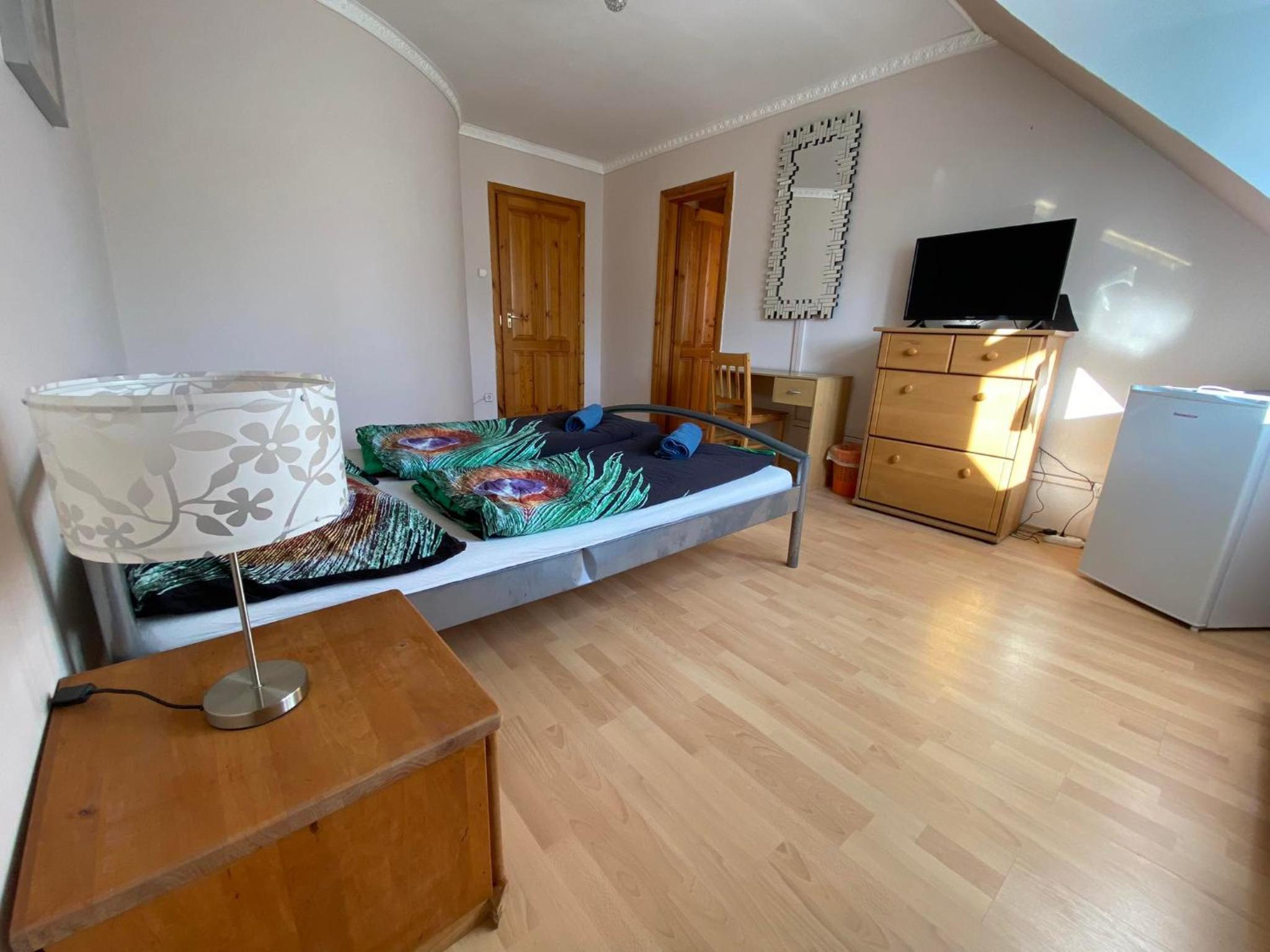 Double or Twin Room with Bathroom