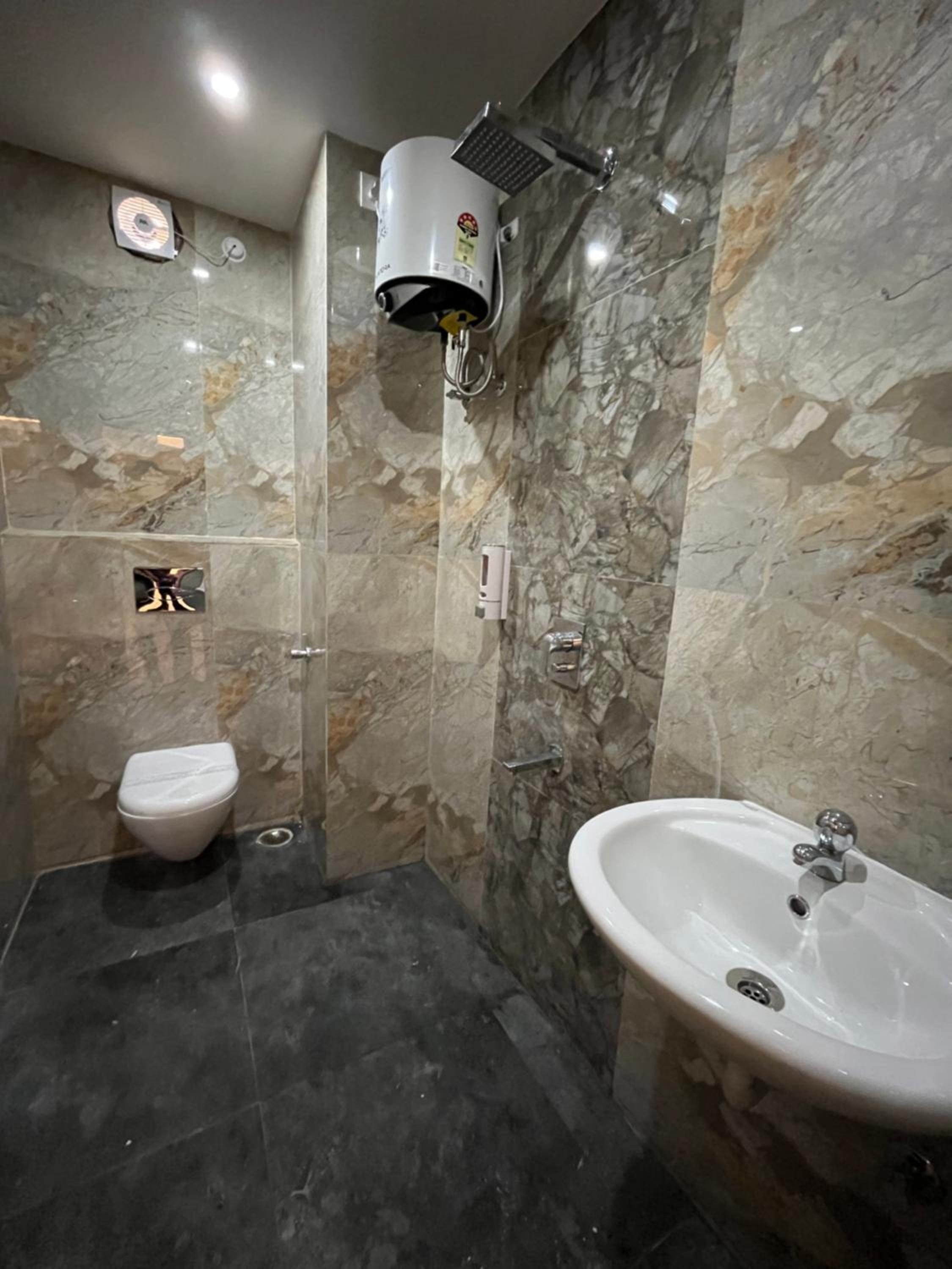 Deluxe Double Room - Photo 4