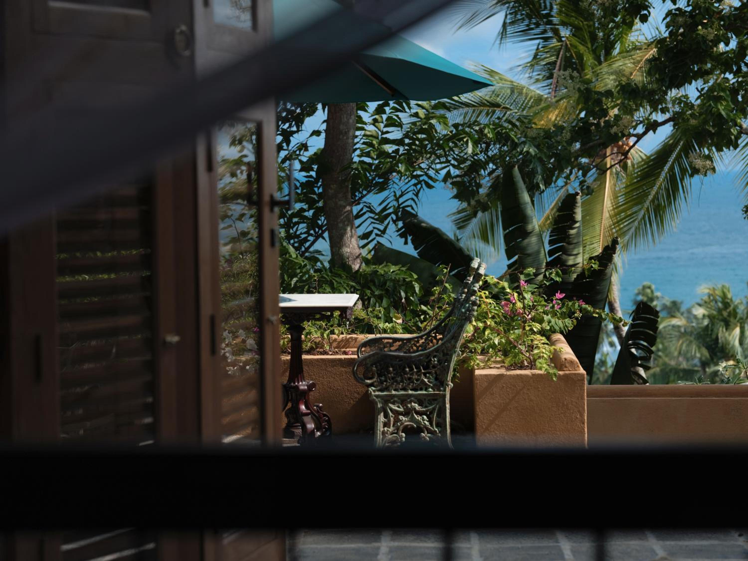 Villa with Sea View - Photo 46