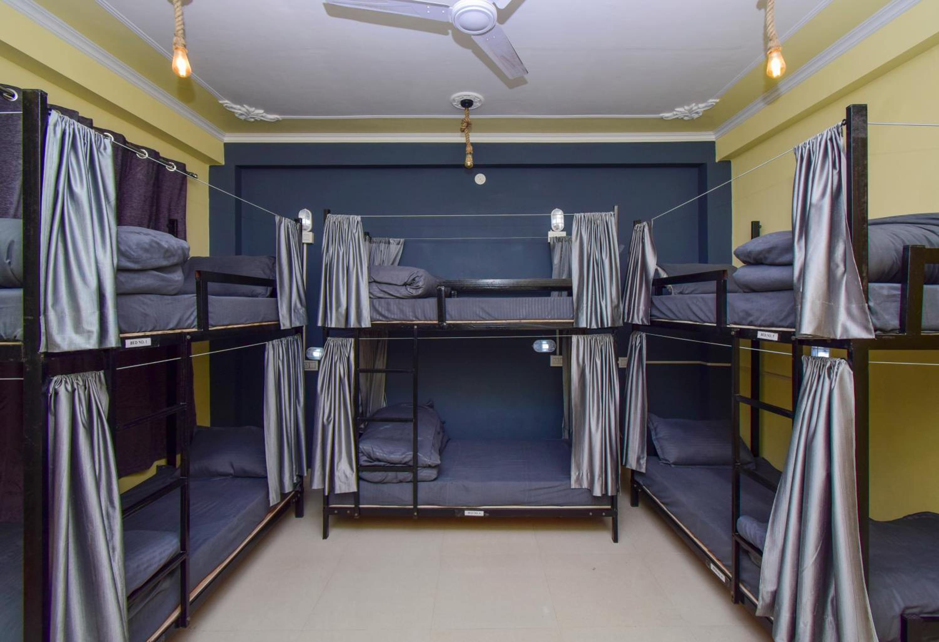 Bed in 6-Bed Mixed Dormitory Room photo 1