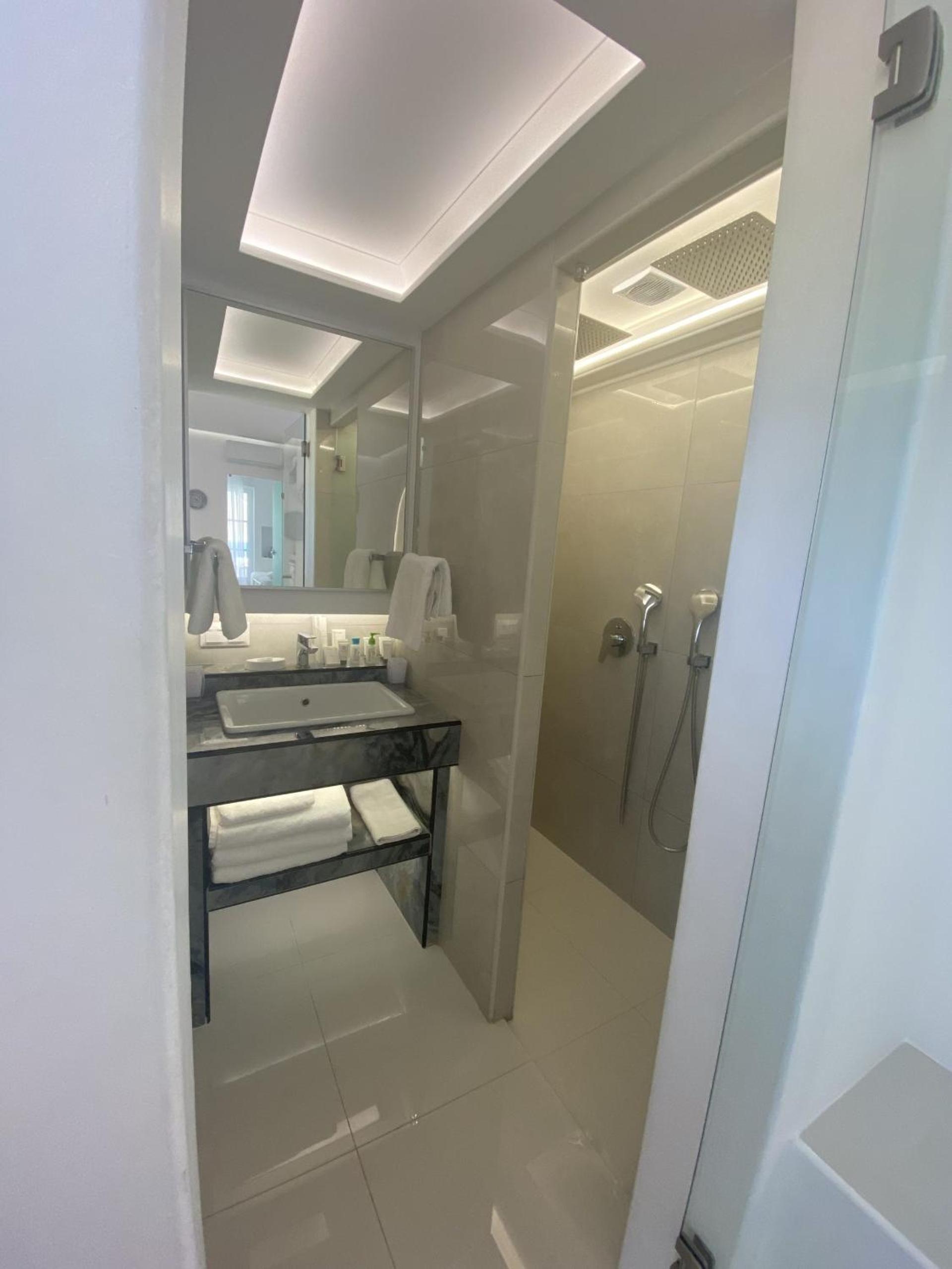 Quadruple Room with Sea View photo 3