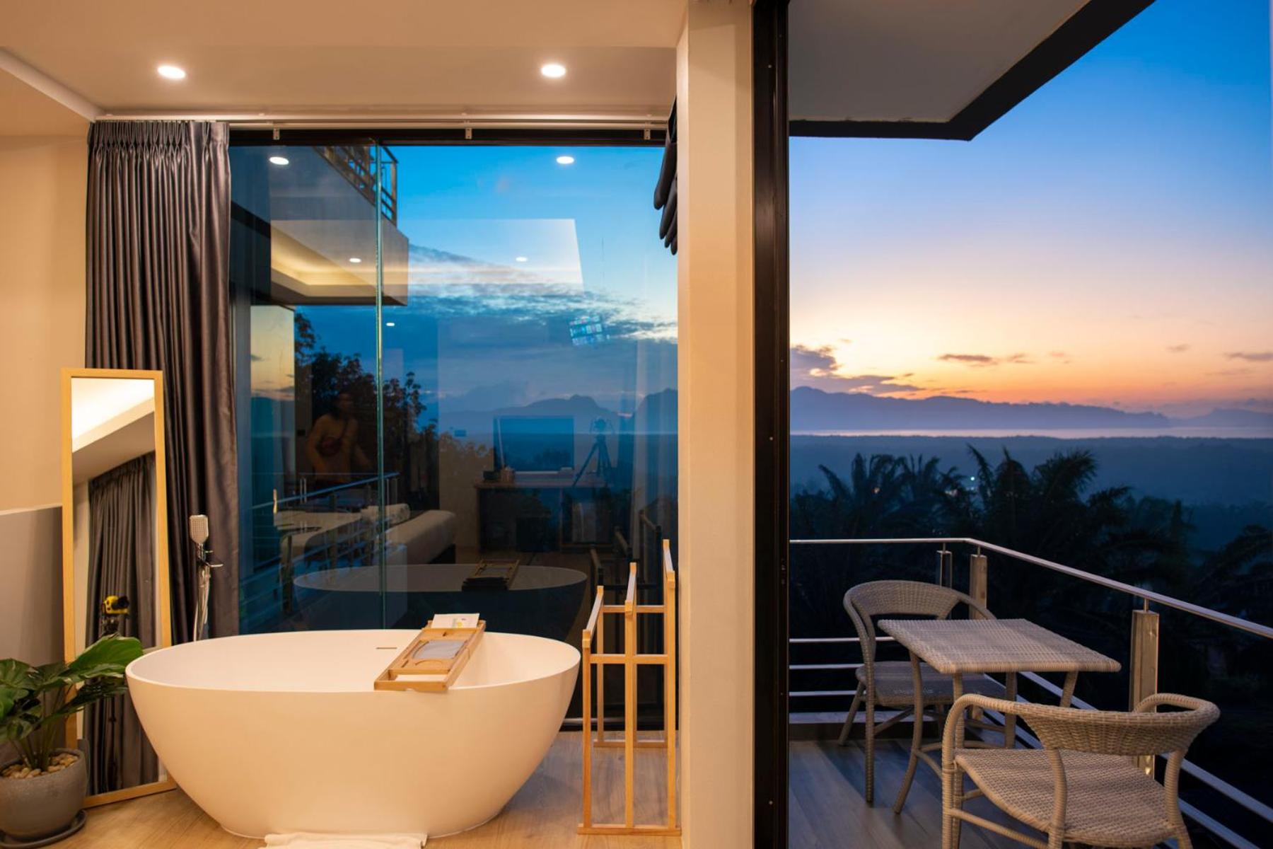 Double Room with Pool View - Photo 25