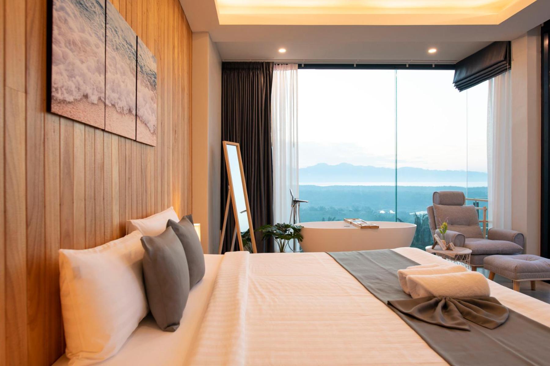 Double Room with Sea View - Photo 22