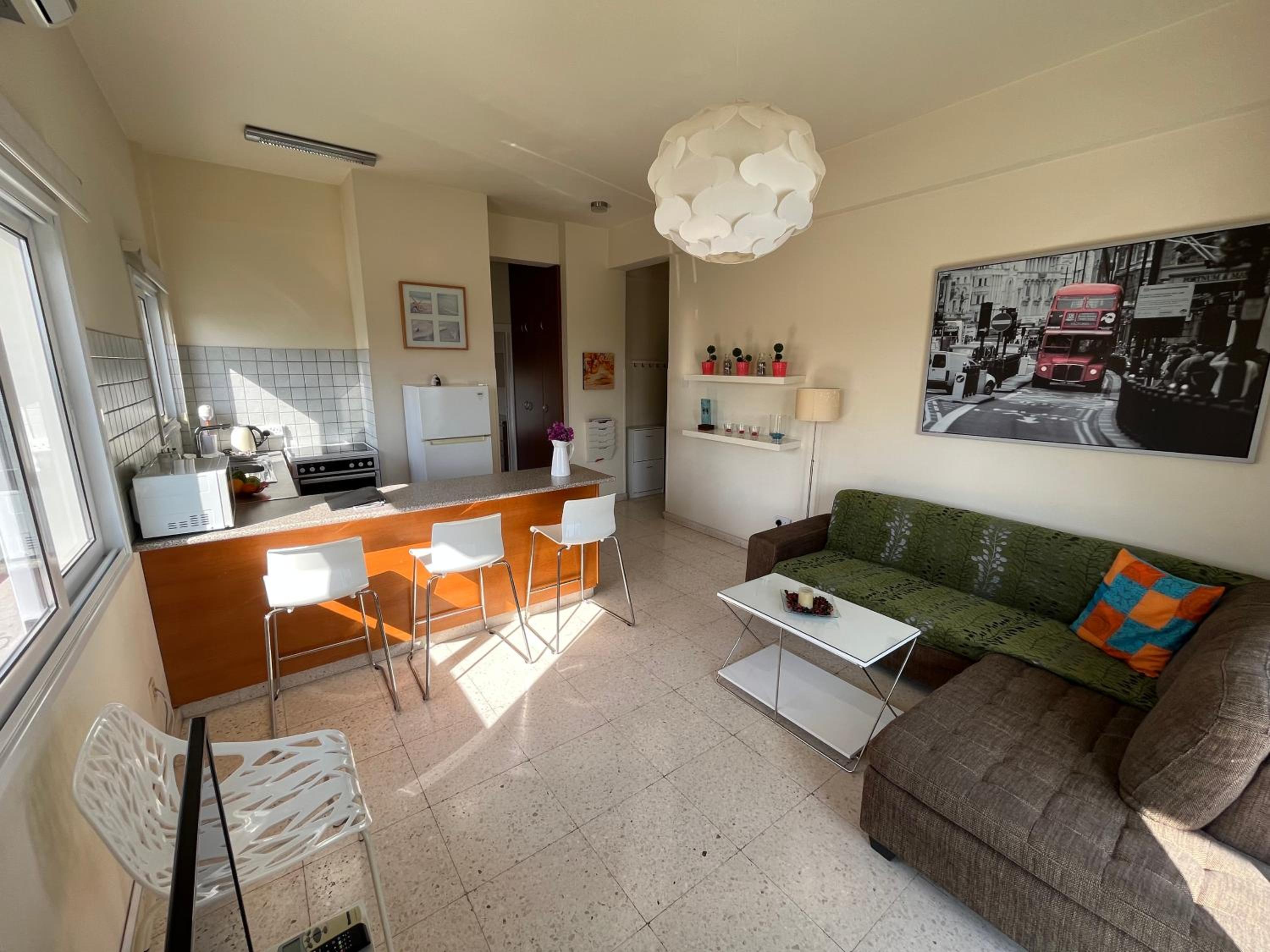One-Bedroom Apartment with Sea View (1st floor) photo 3