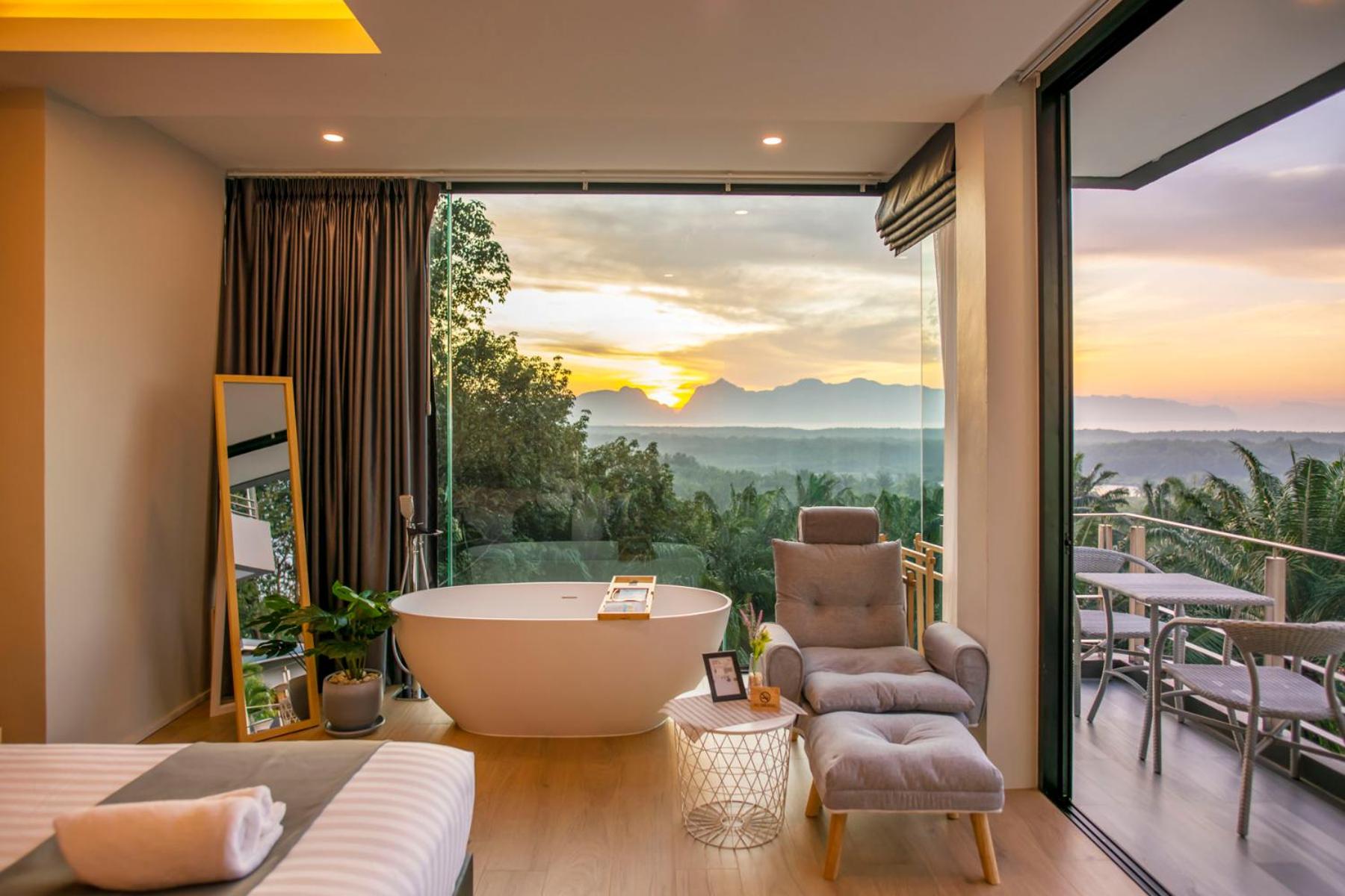 Double Room with Sea View - Photo 23