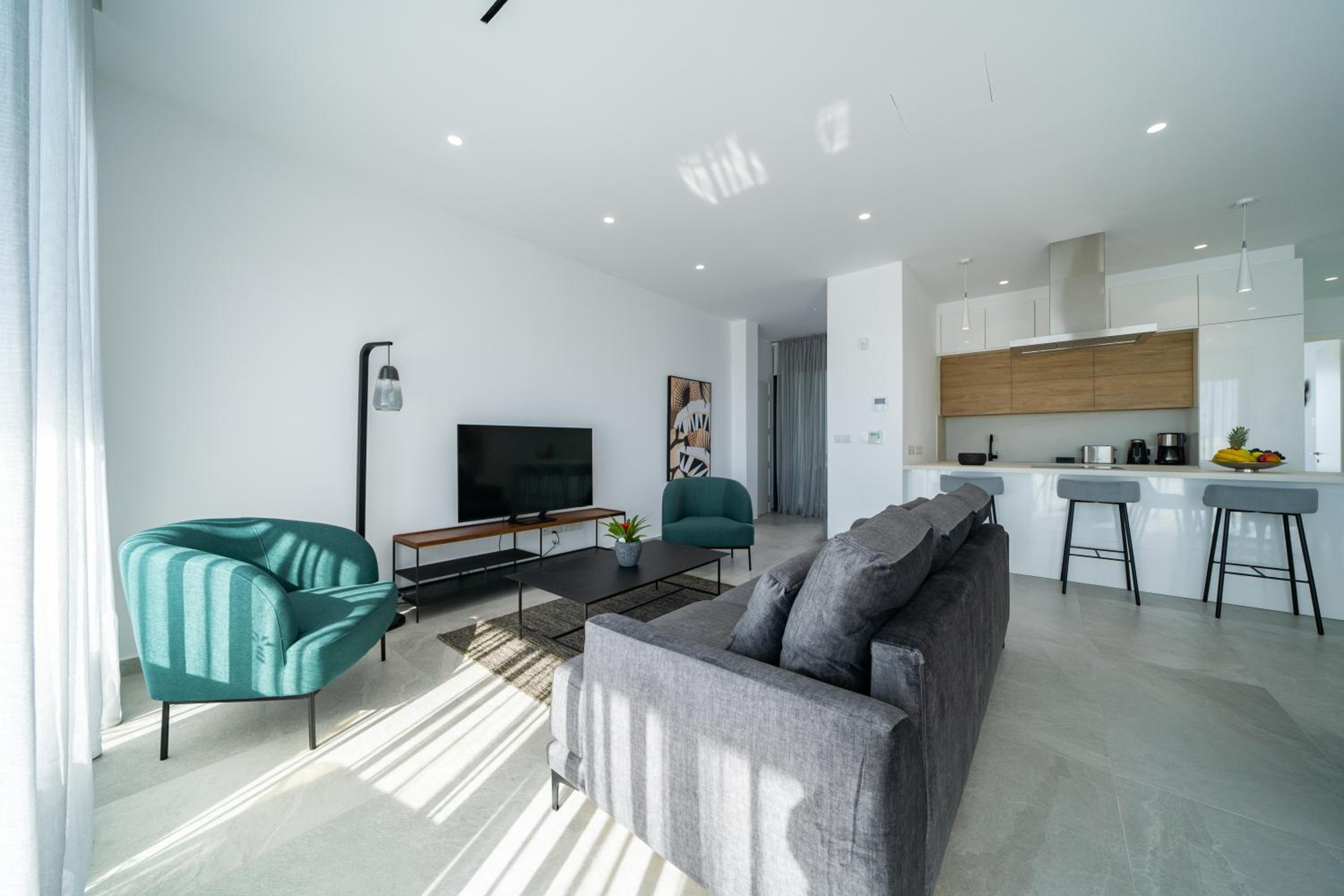 Executive Penthouse with Private Pool & Sea View