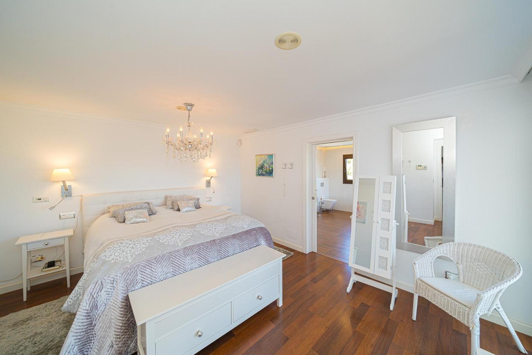 Villa con piscina privada