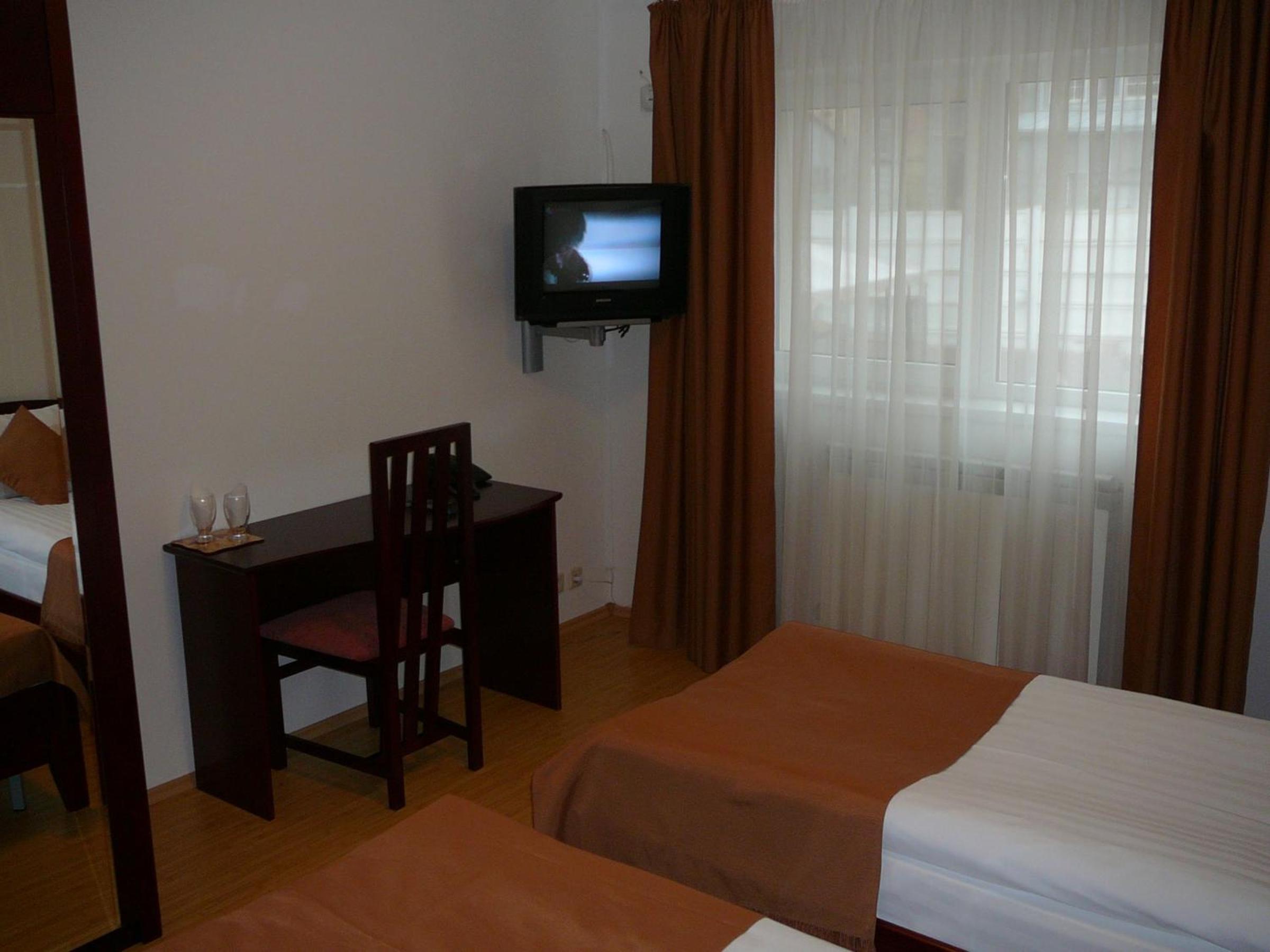 Standard Triple Room photo 1