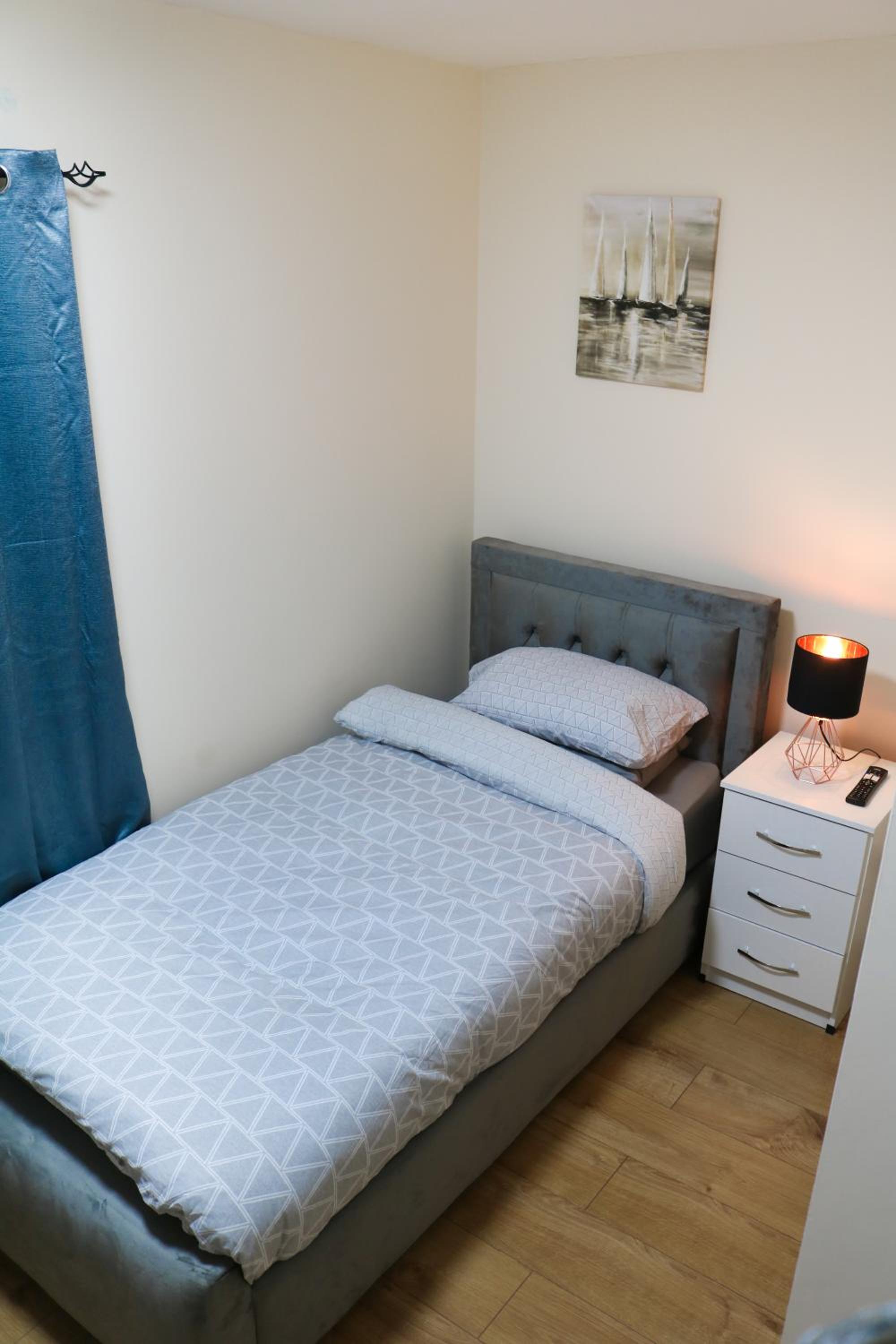 Single Room photo 1