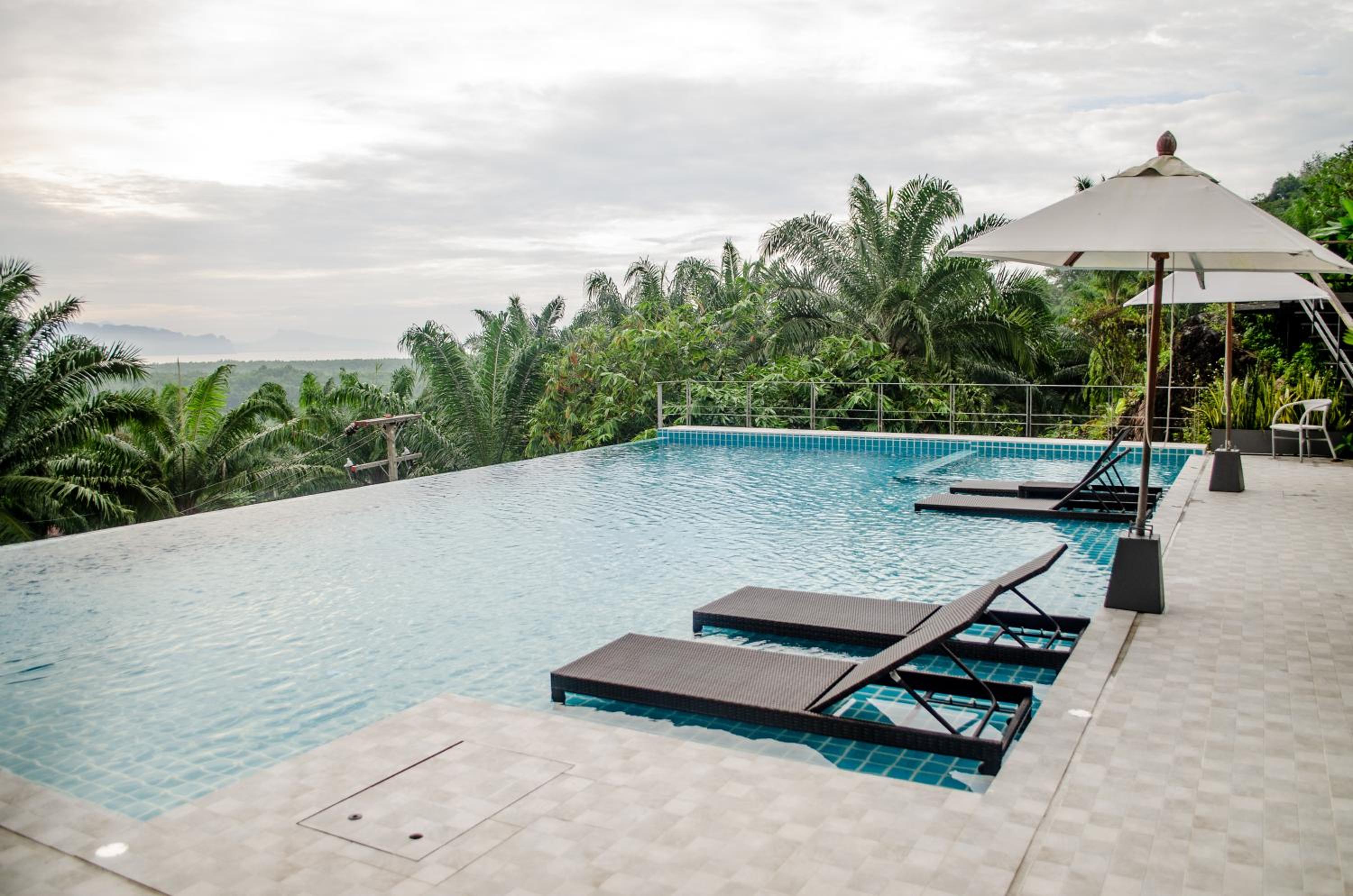 Deluxe Double Room with Sea View - Photo 5