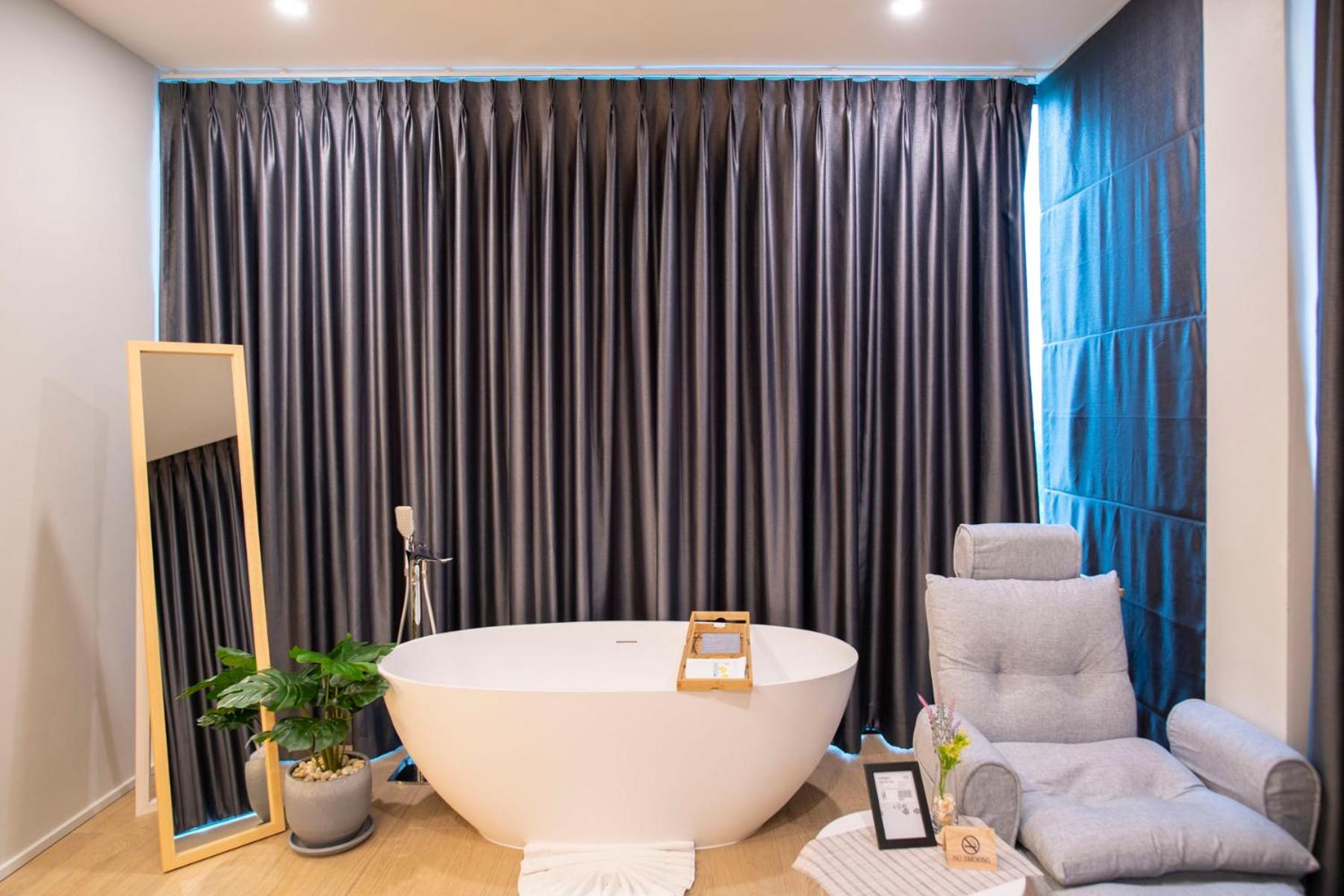 Double Room with Sea View - Photo 13