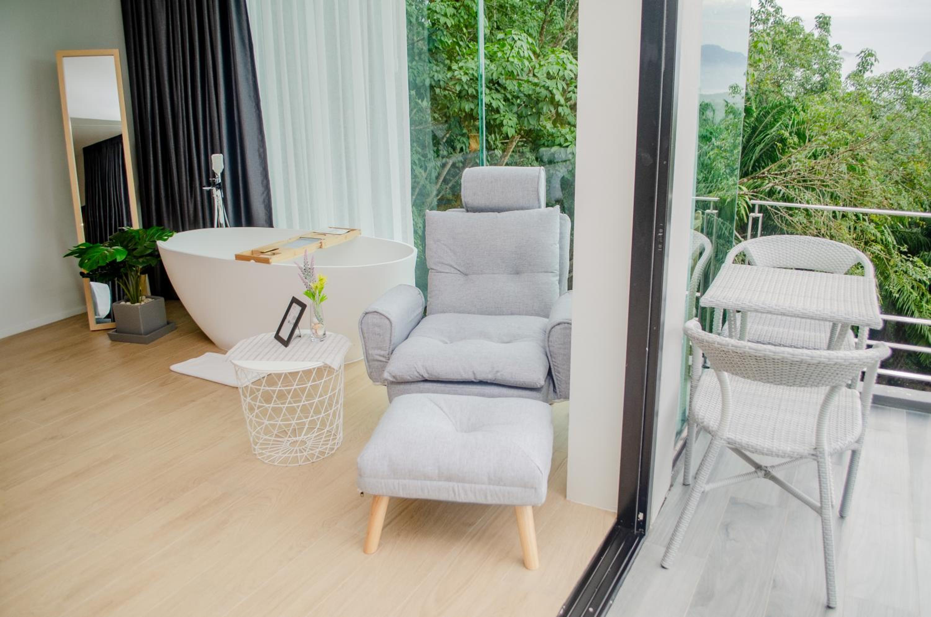 Double Room with Sea View - Photo 24