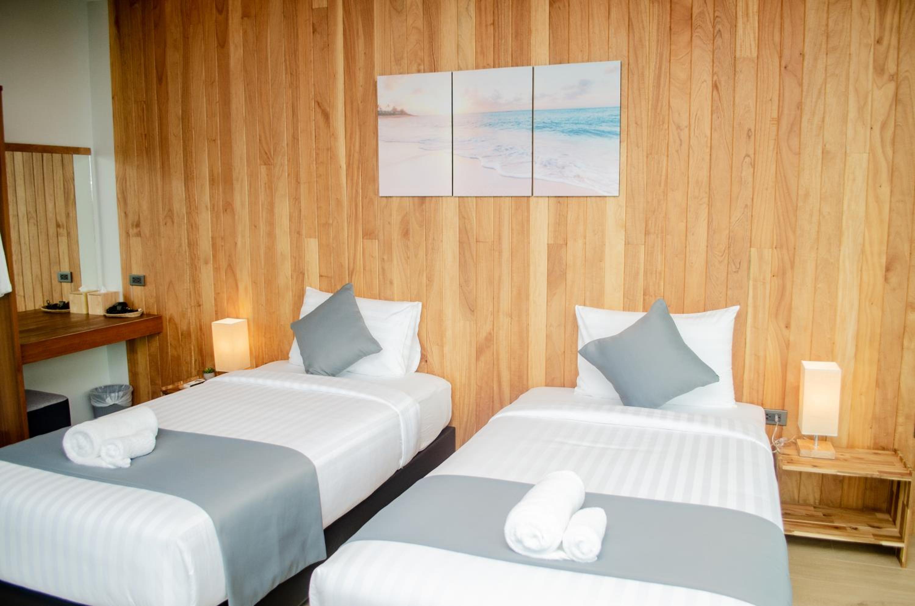 Double Room with Sea View - Photo 12