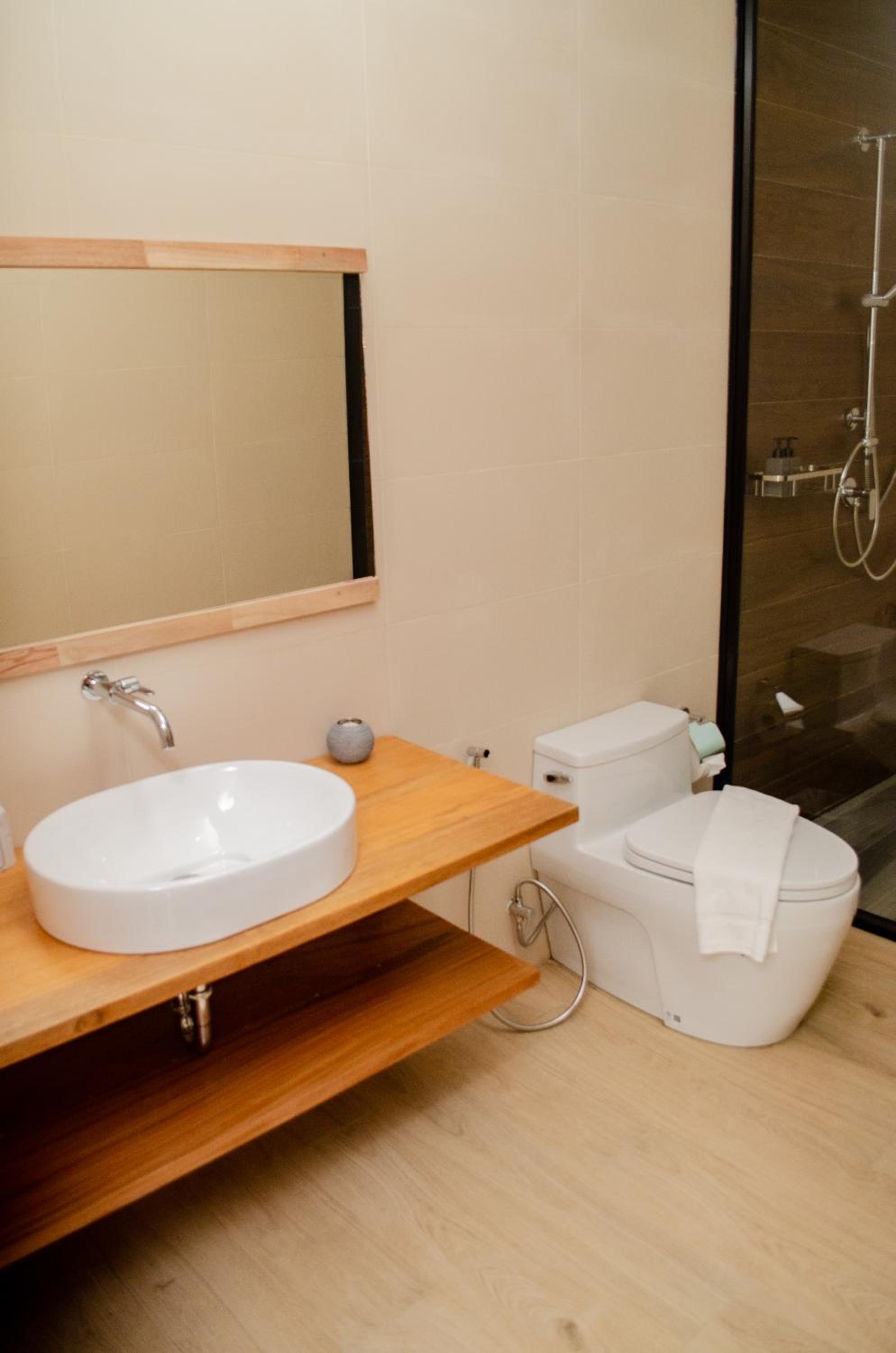 Double Room with Sea View - Photo 29