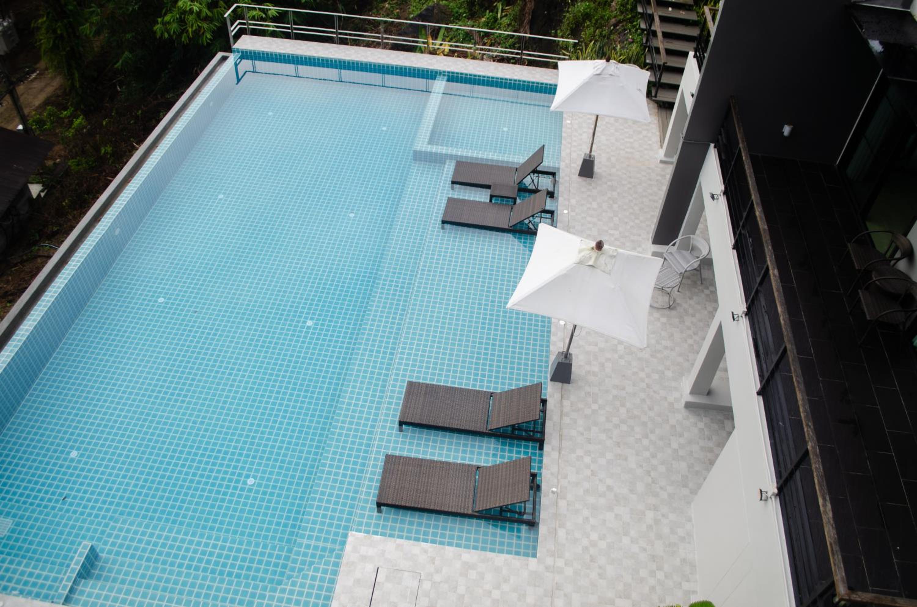 Double Room with Pool View - Photo 27