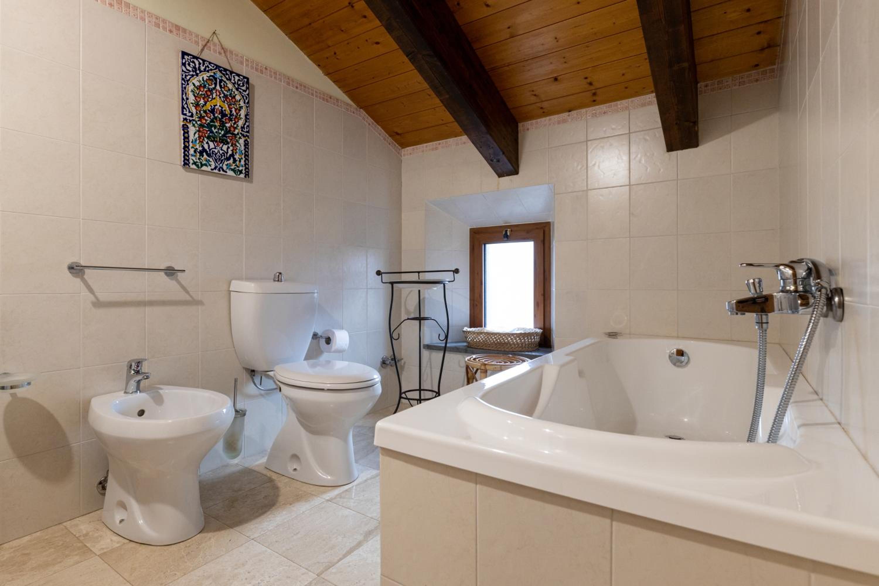 Three-Bedroom House - Photo 5