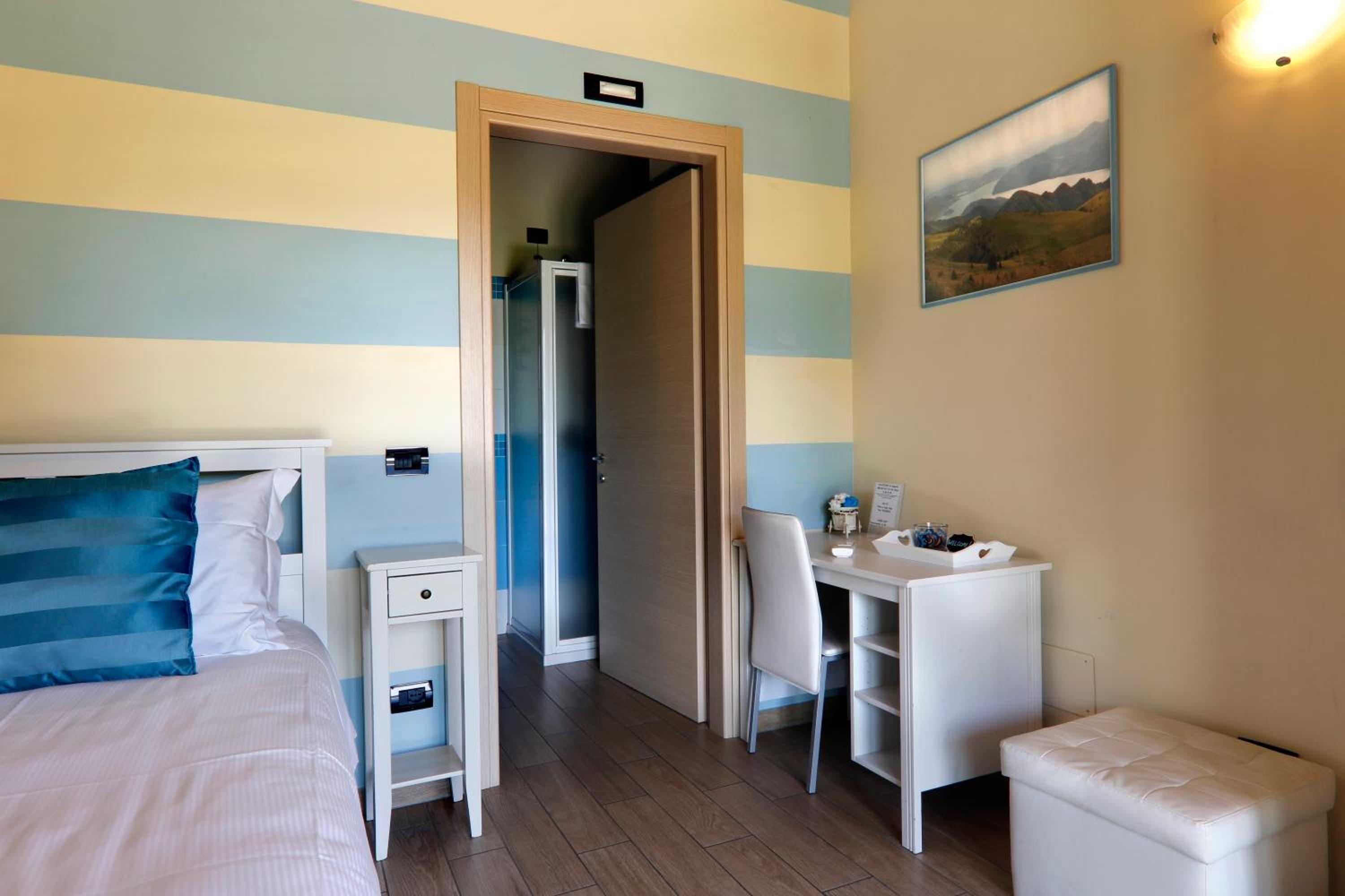 Single Room with Garden View photo 2