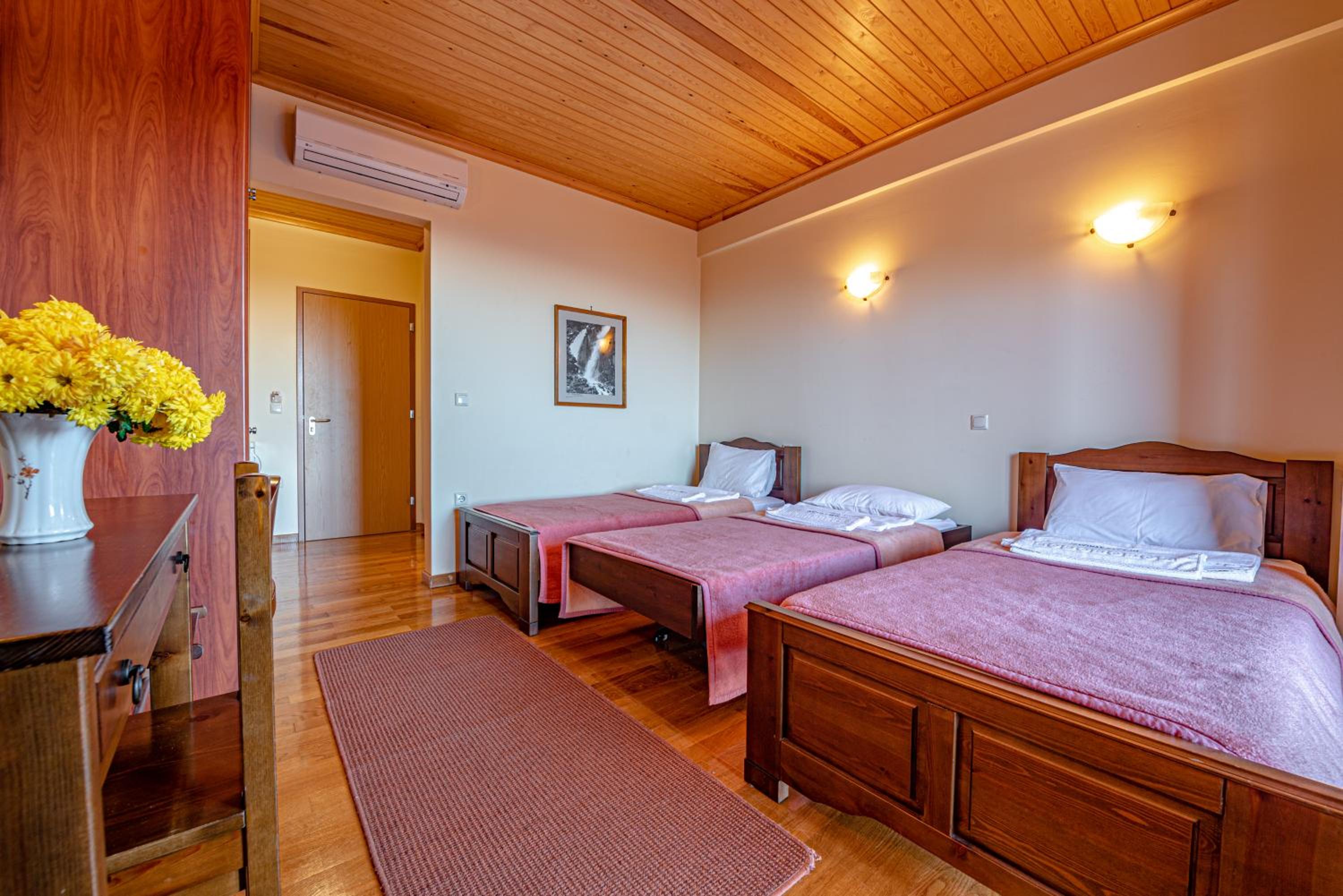 Triple Room with Bathroom