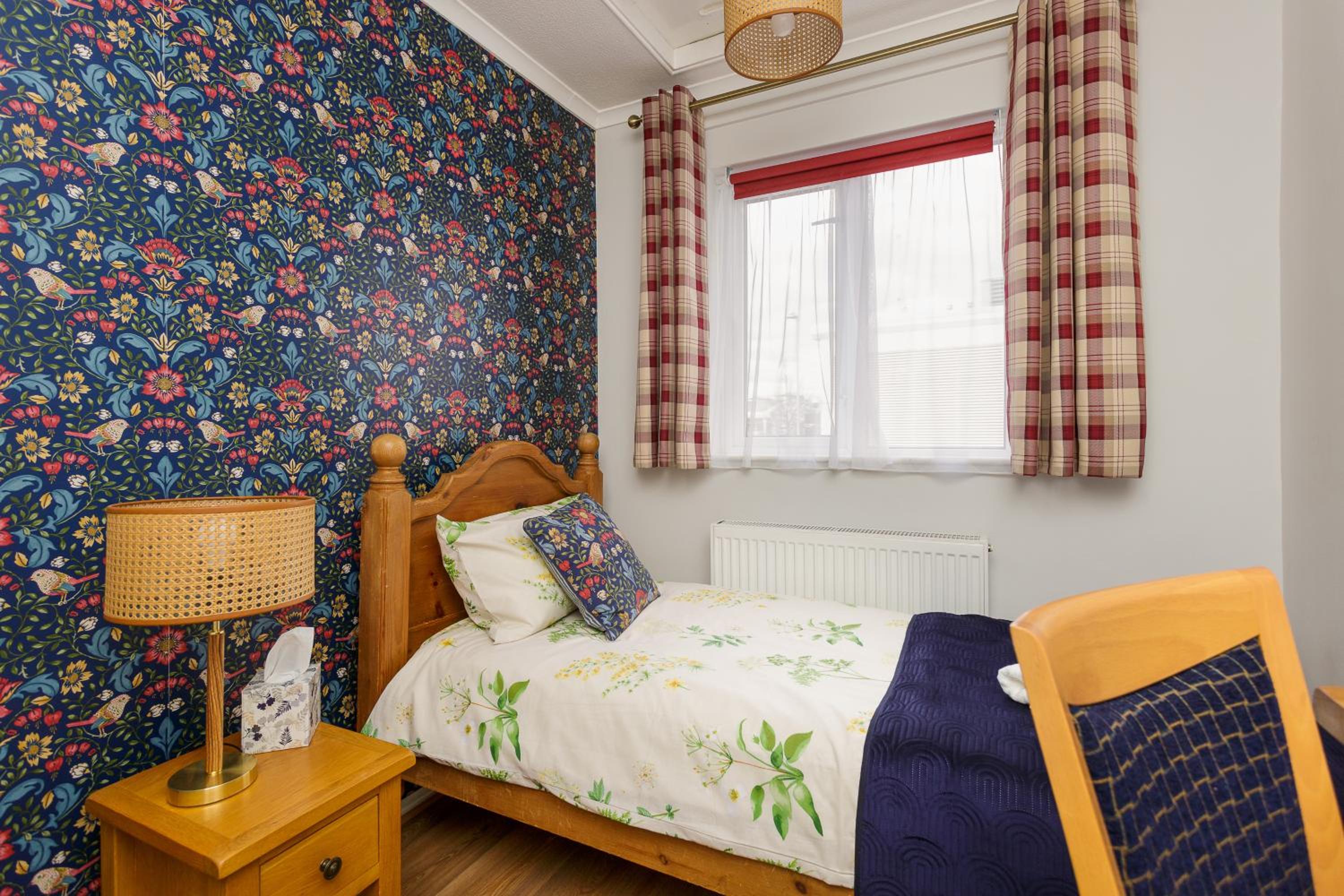 Four-Bedroom House photo 2