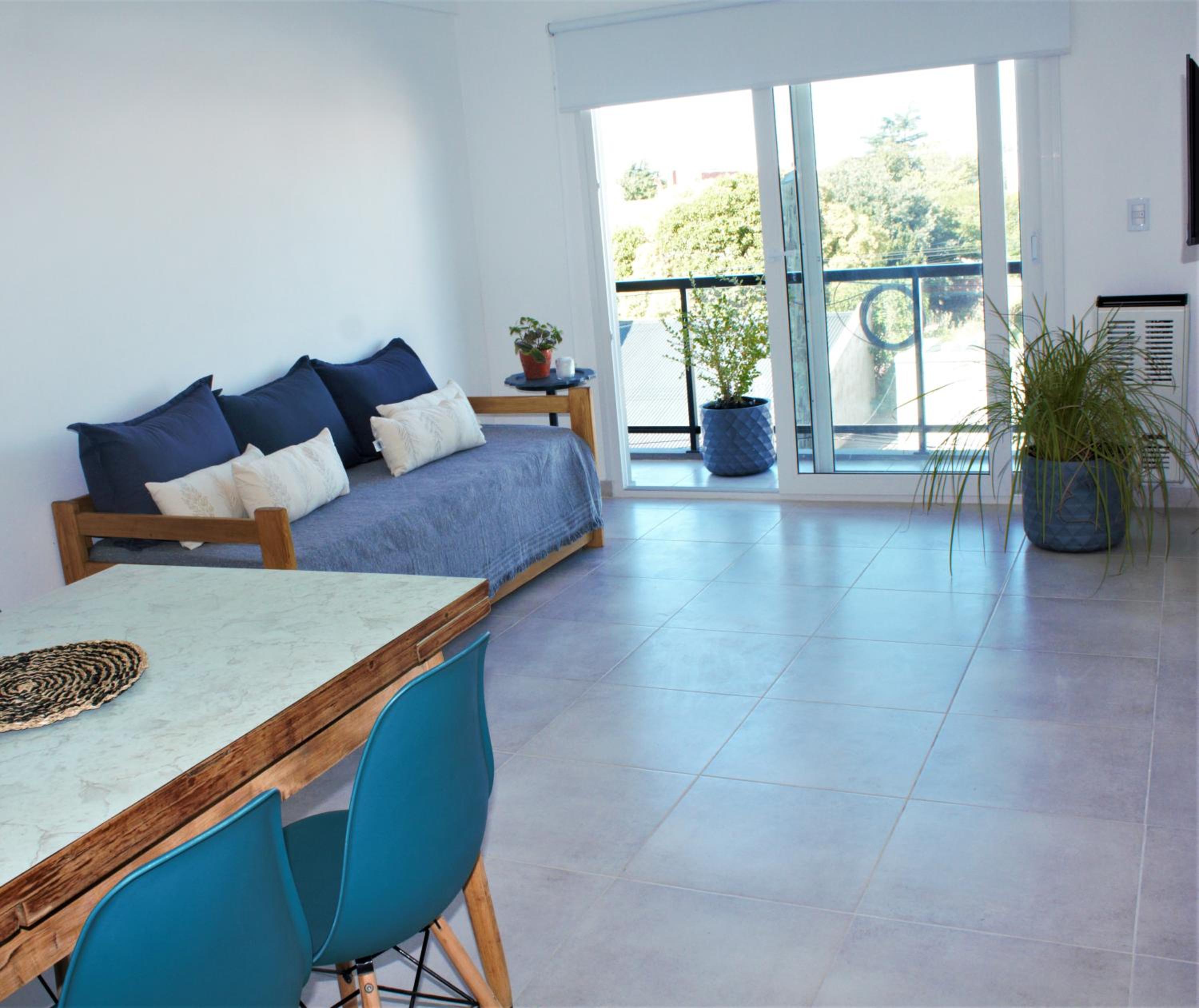 Apartment with Balcony and Garage photo 3
