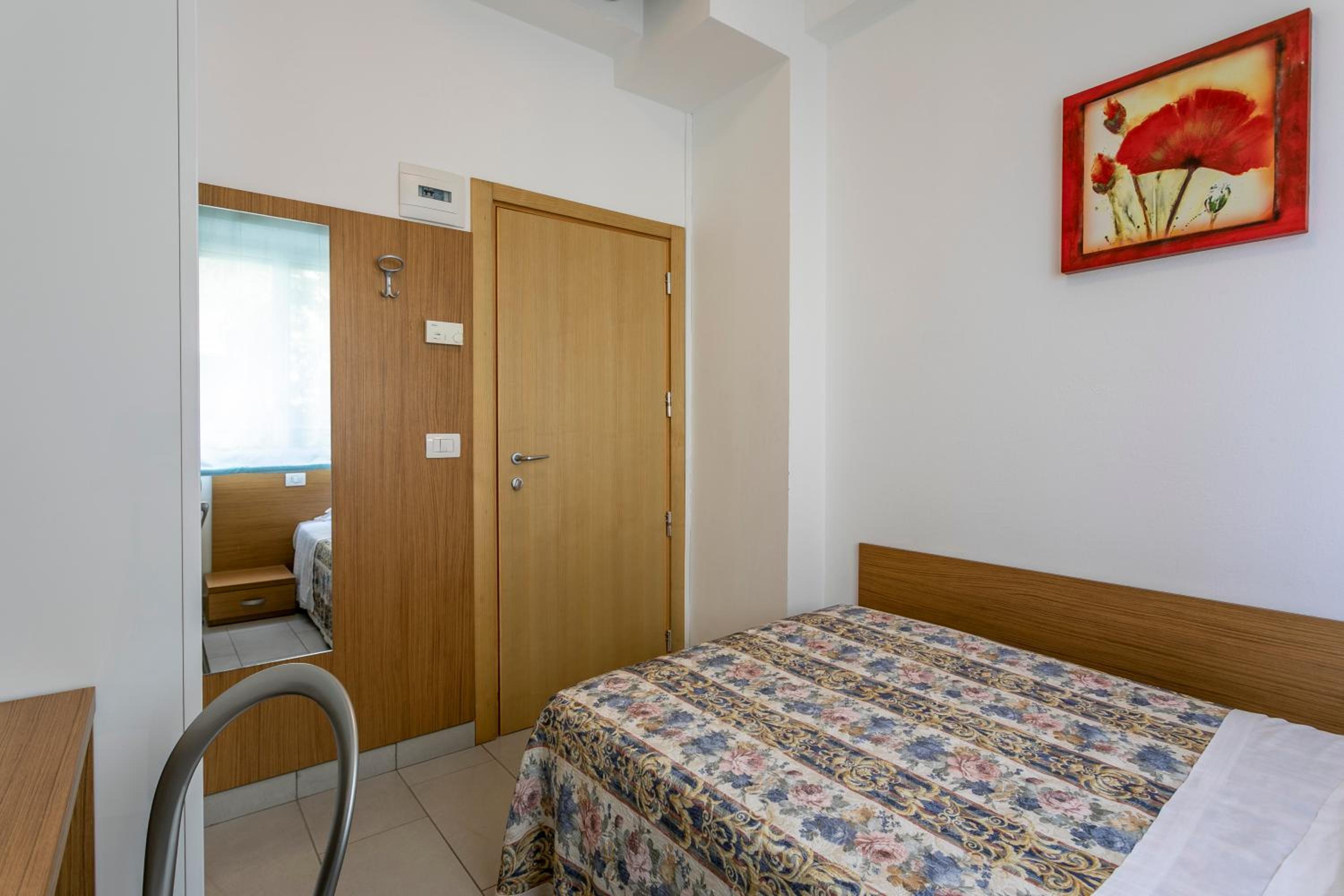 Standard Single Room photo 3
