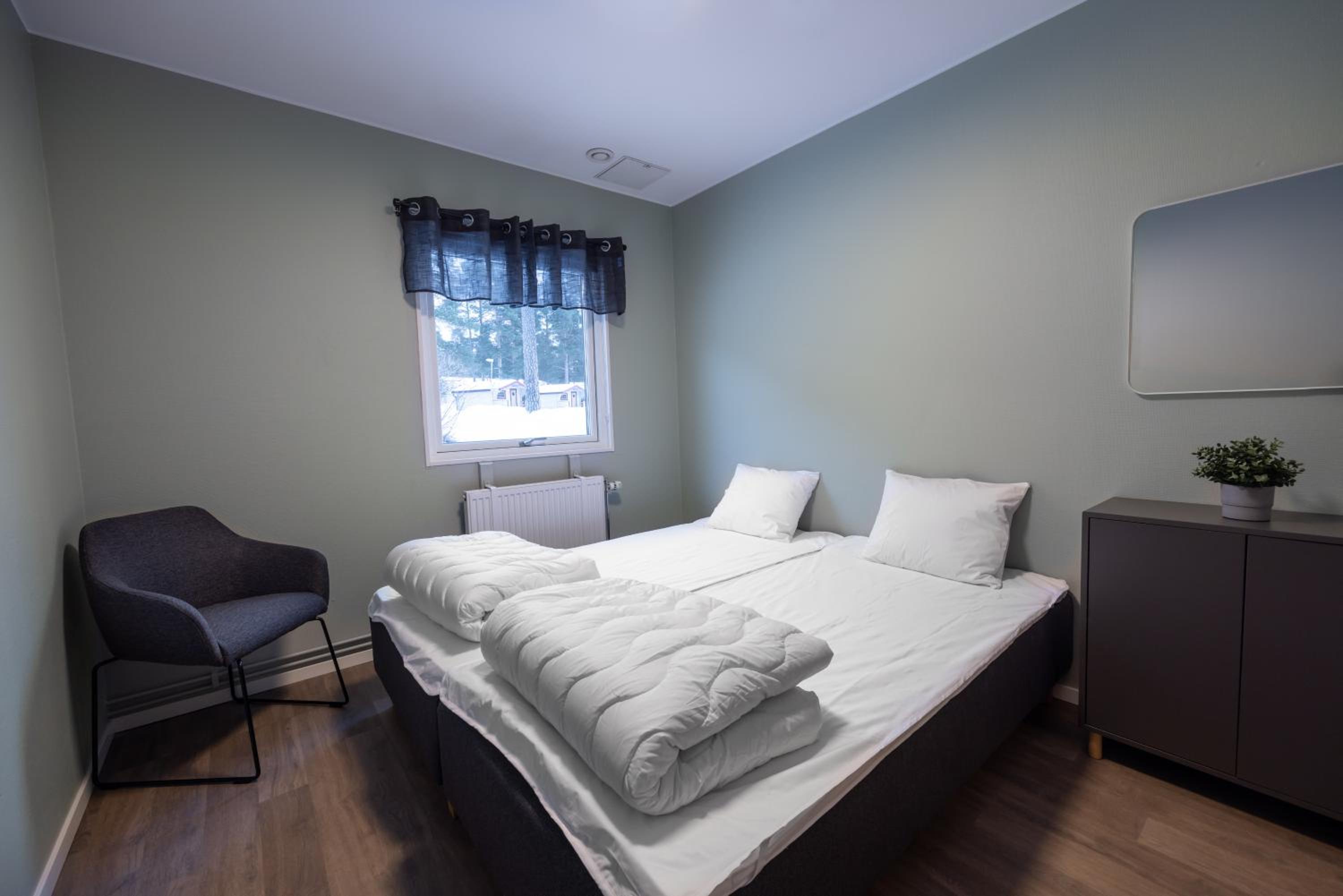 Small Twin Room photo 1