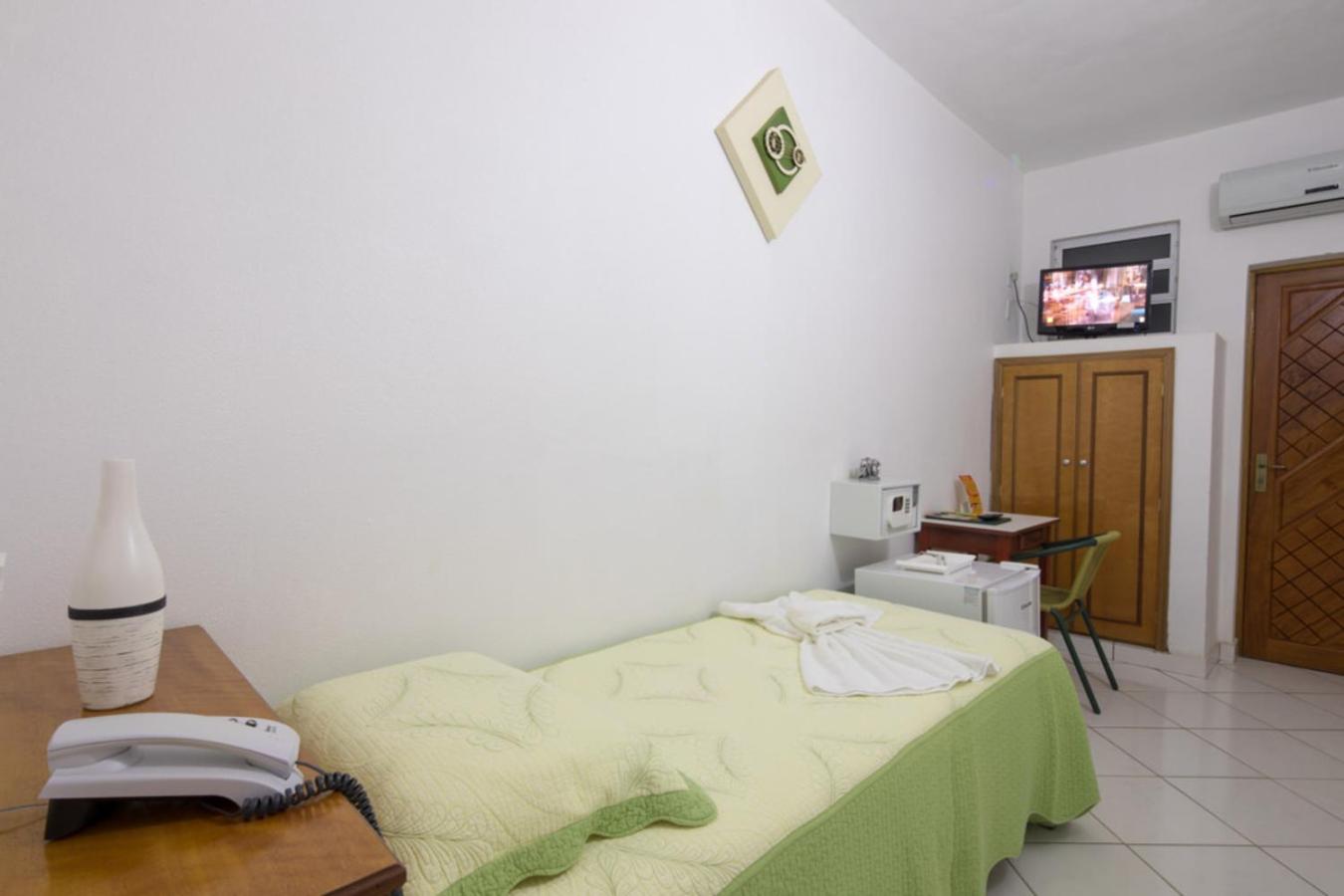 Single Room - Photo 2