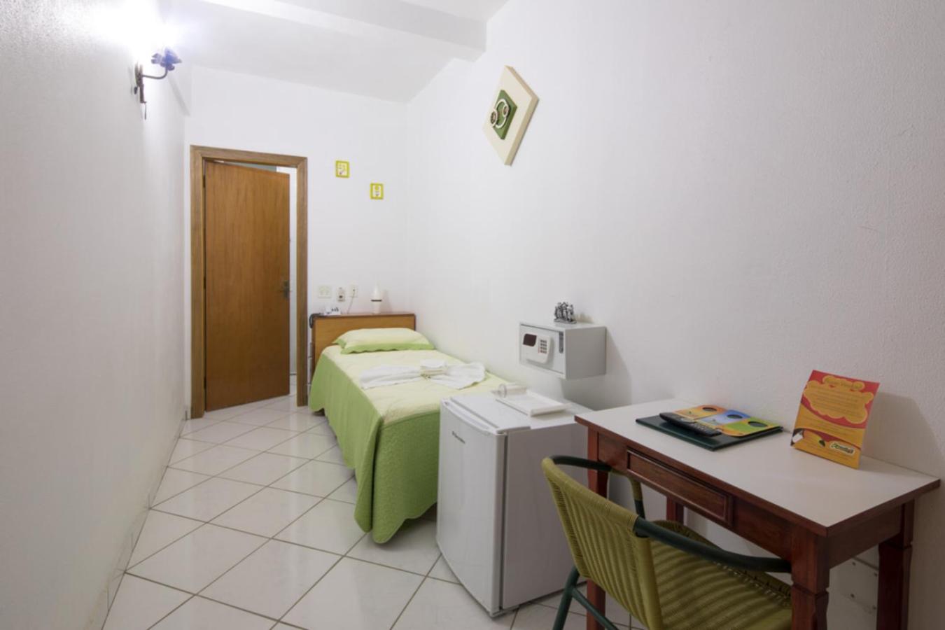 Single Room - Photo 1