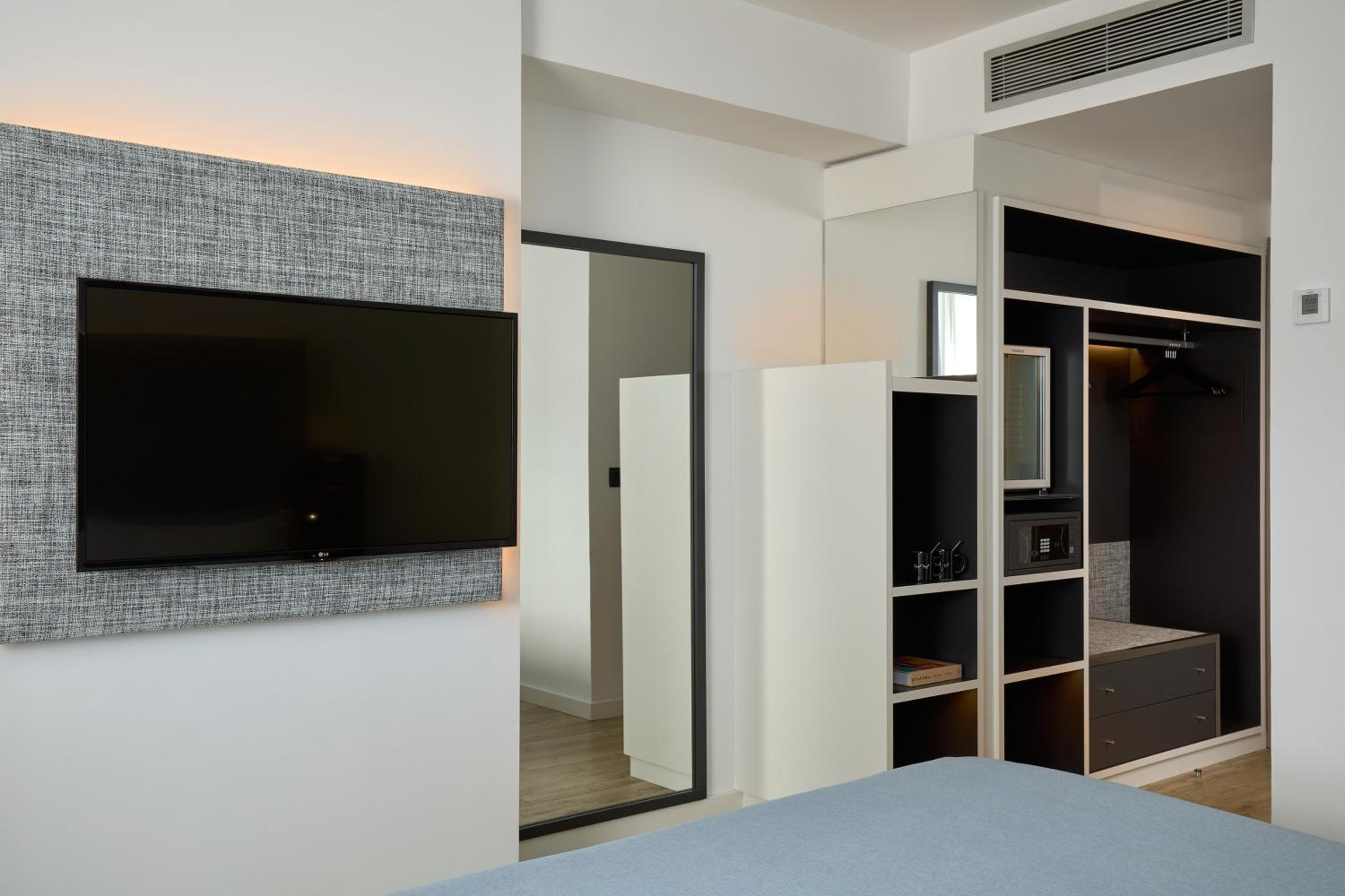 INNSIDE Room