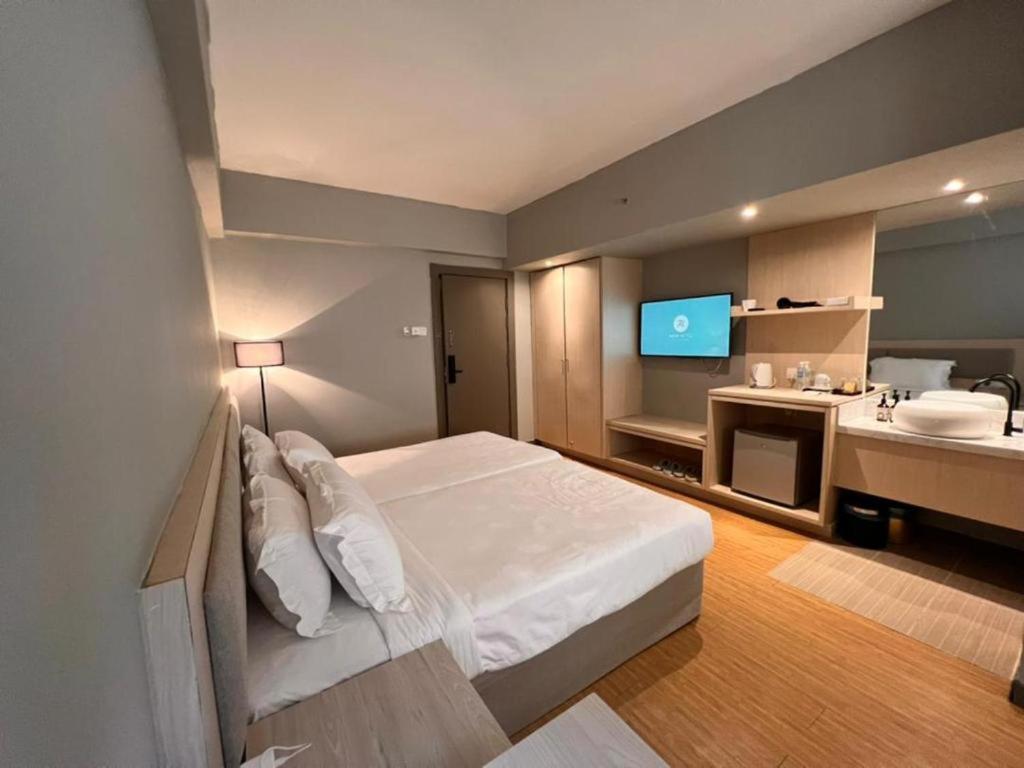 Double or Twin Room - Photo 1