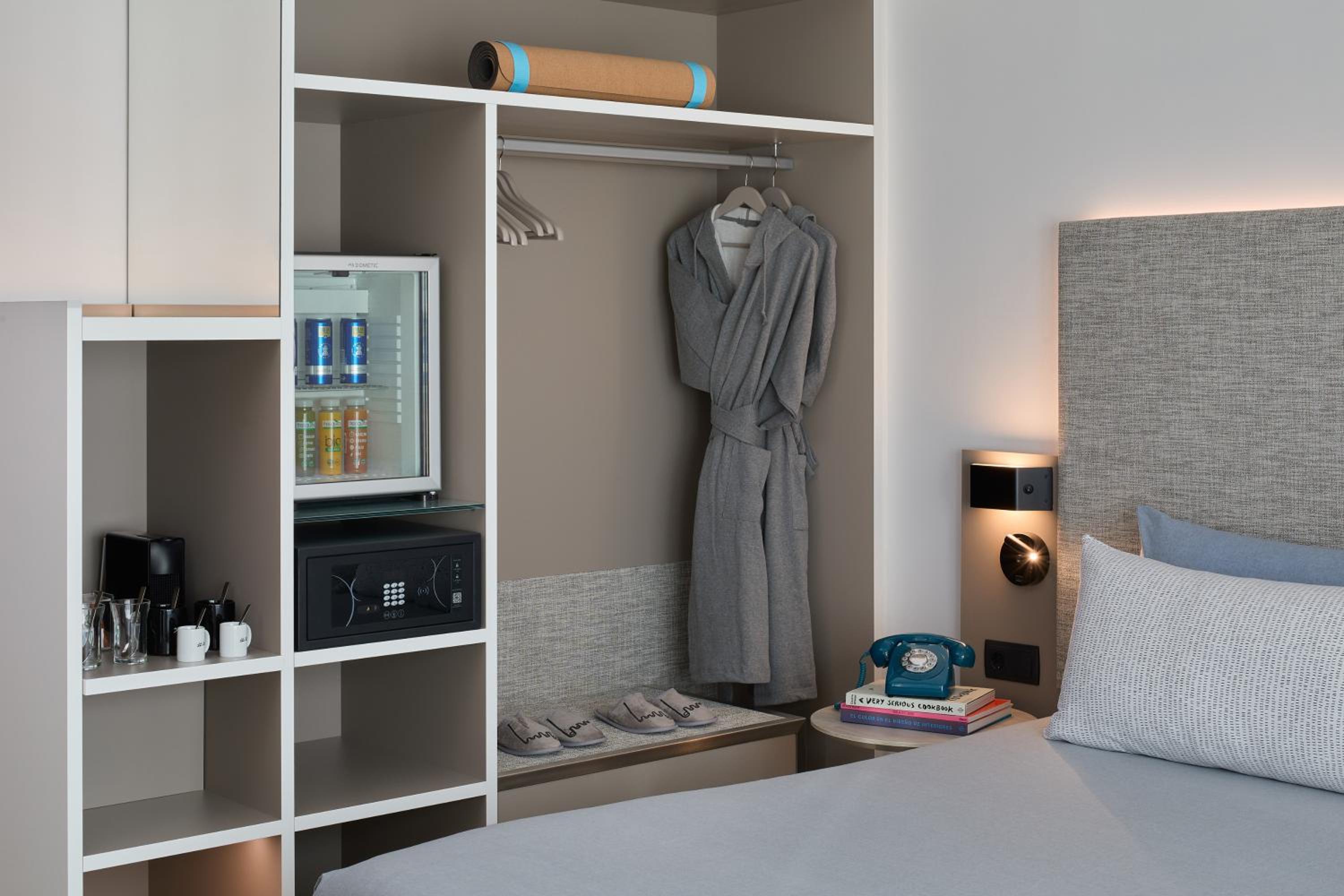 The Studio Extra Space (2 Adults + 1 Child)