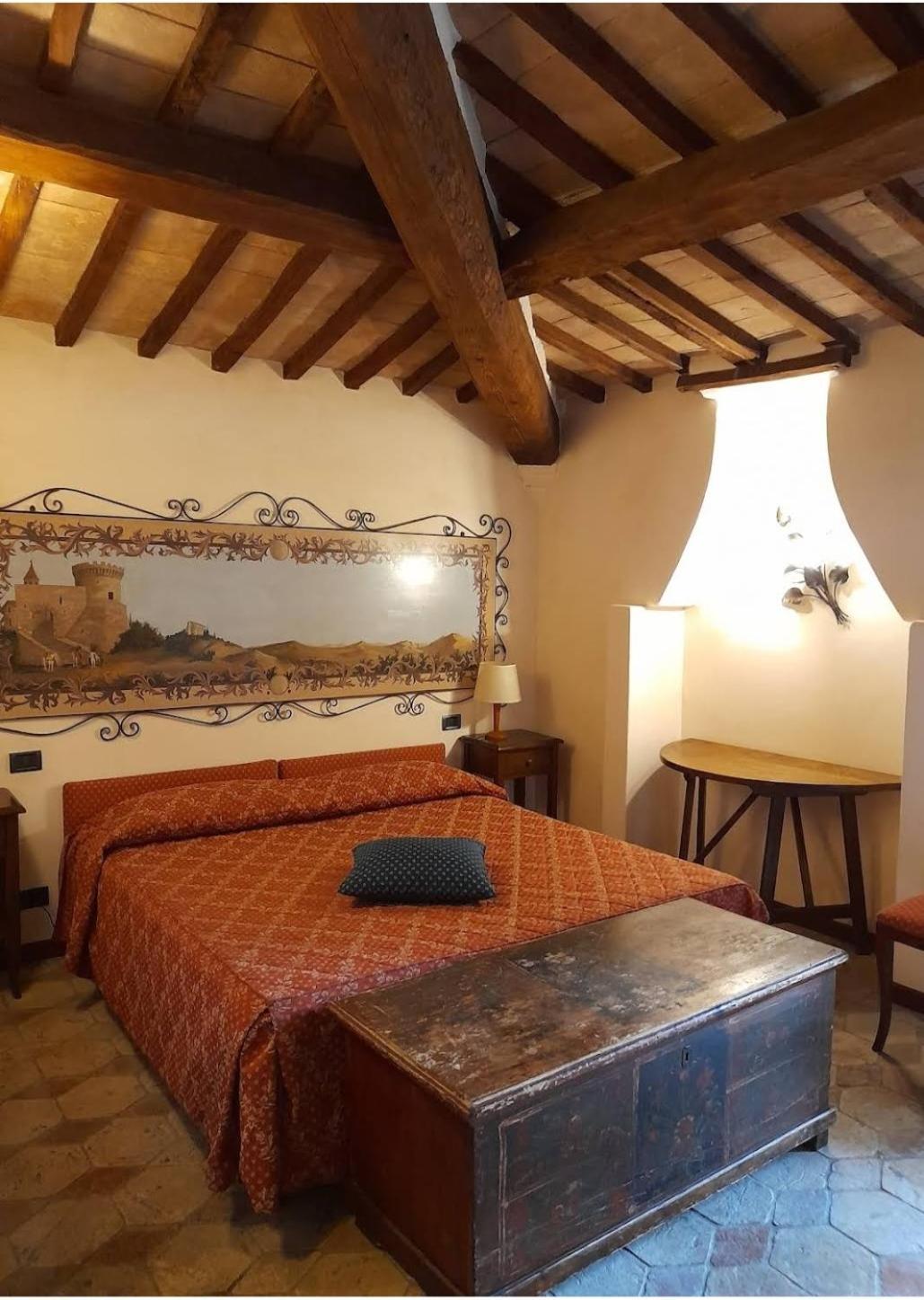 Superior Triple Room photo 3