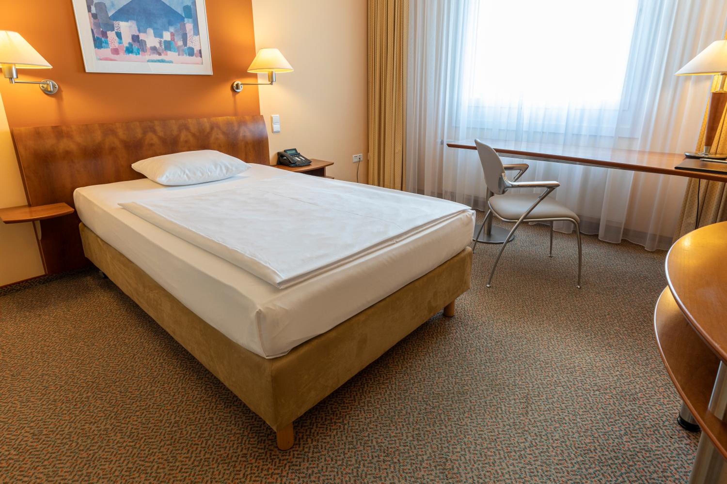 Classic Single Room